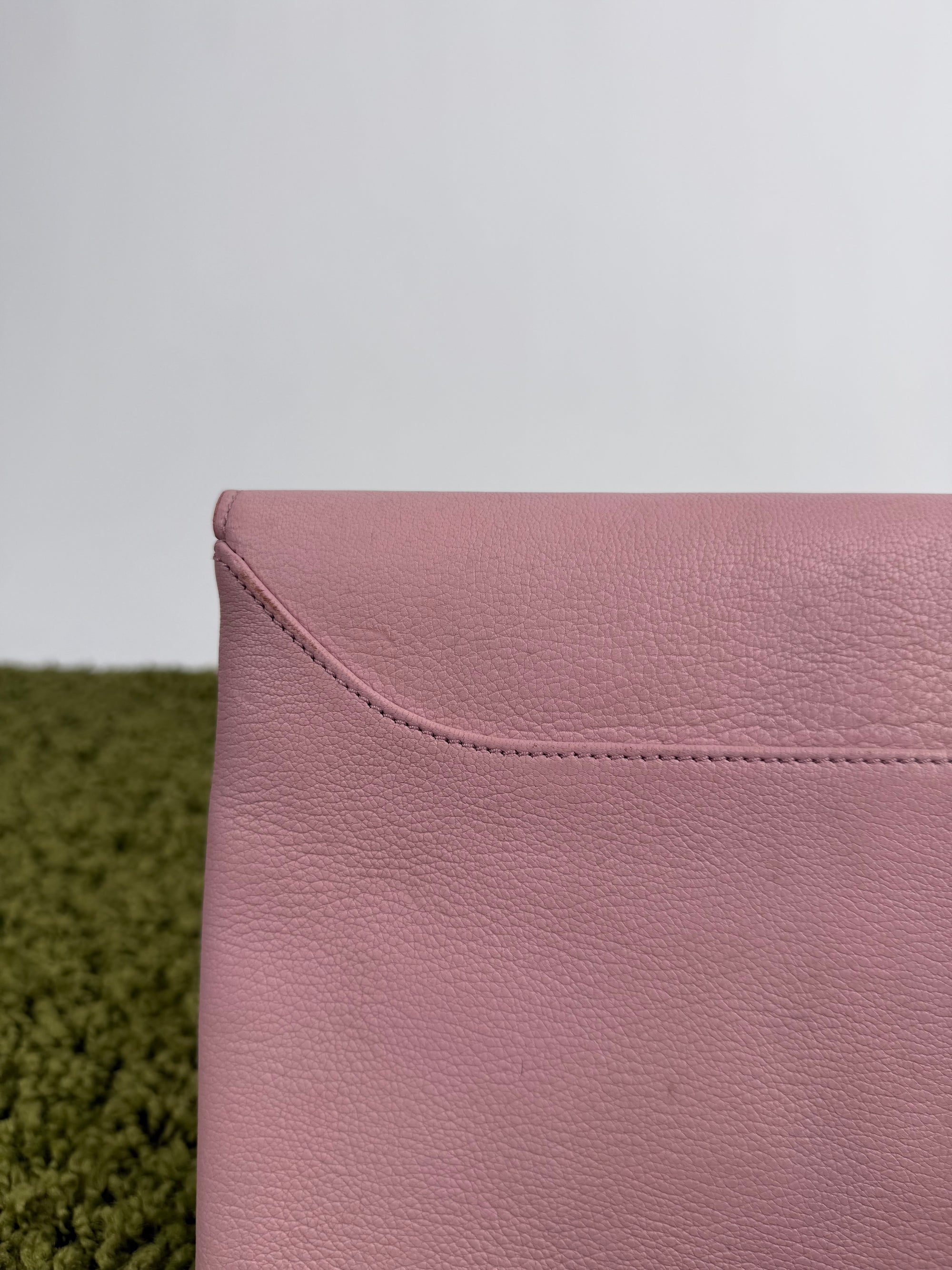 Pochette Givenchy in pelle Rosa