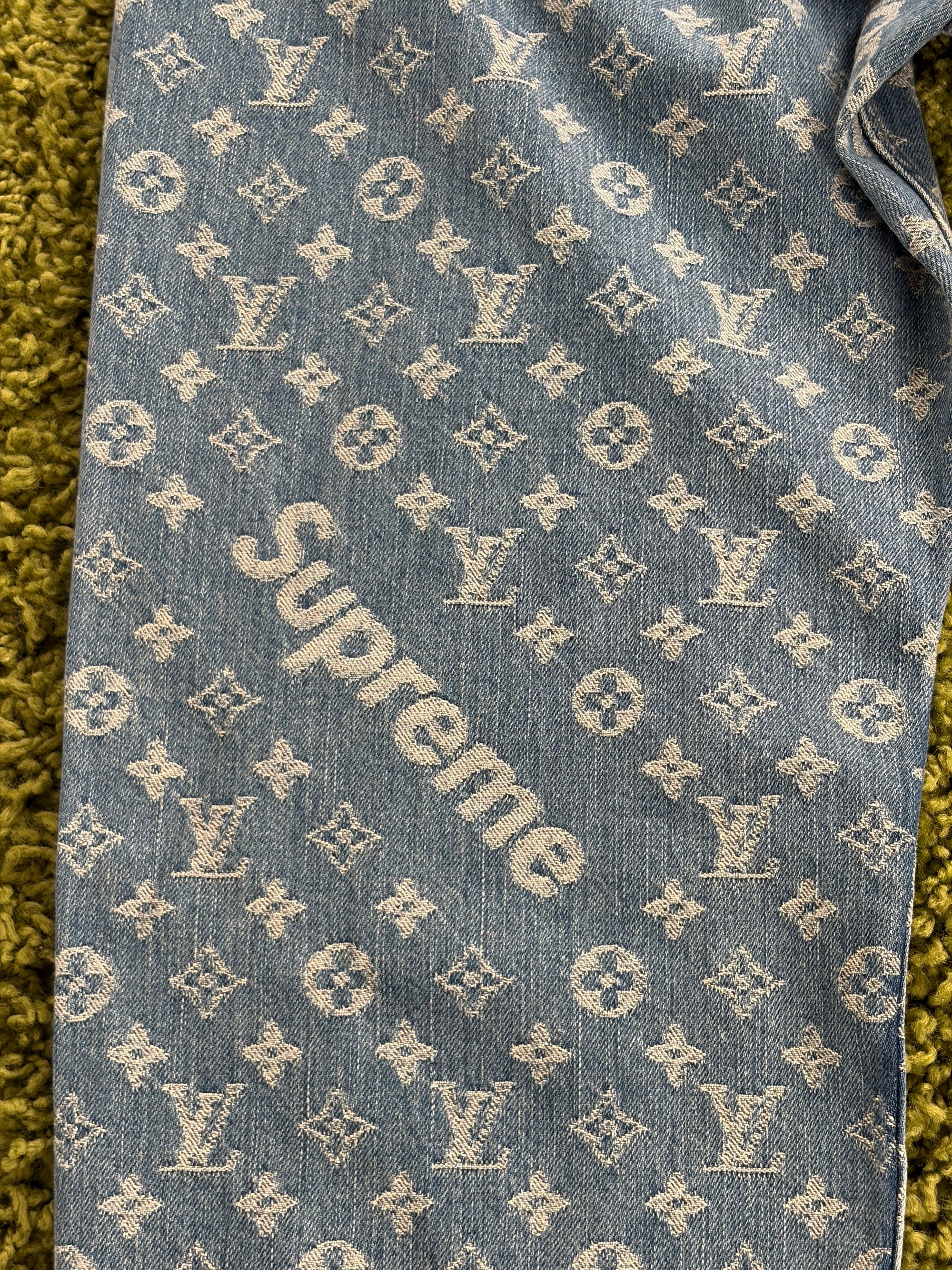 Completo Louis Vuitton X Supreme Size 50/34 blu e bianco