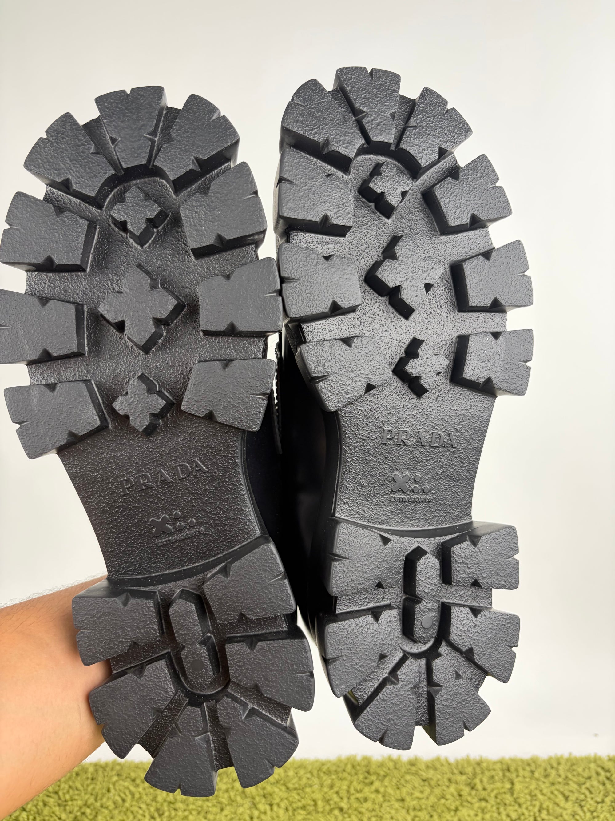 Mocassino Prada Size 10.5=44.5 neri