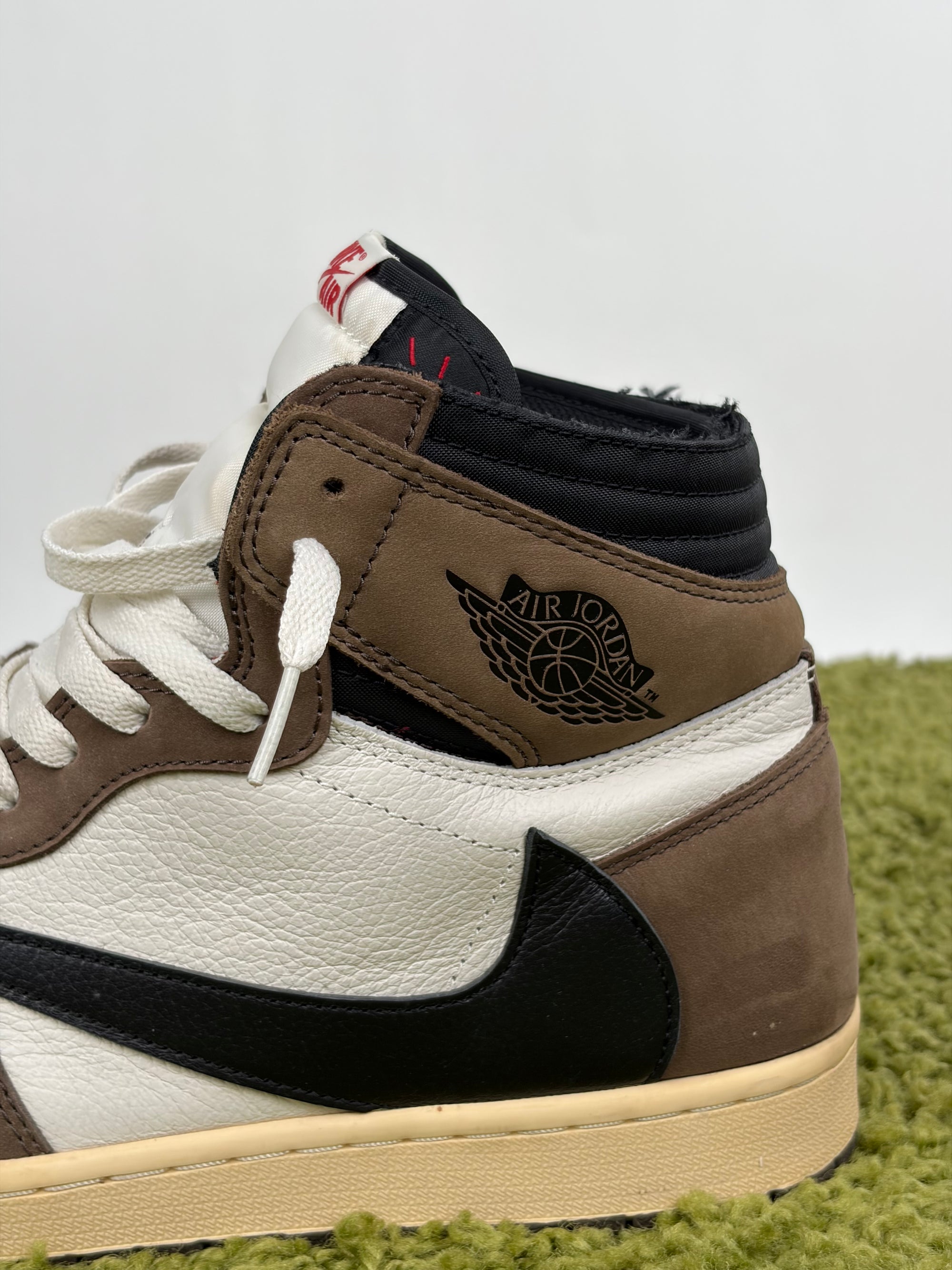 Nike X travis Scott High Size 46 marroni nere e bianche