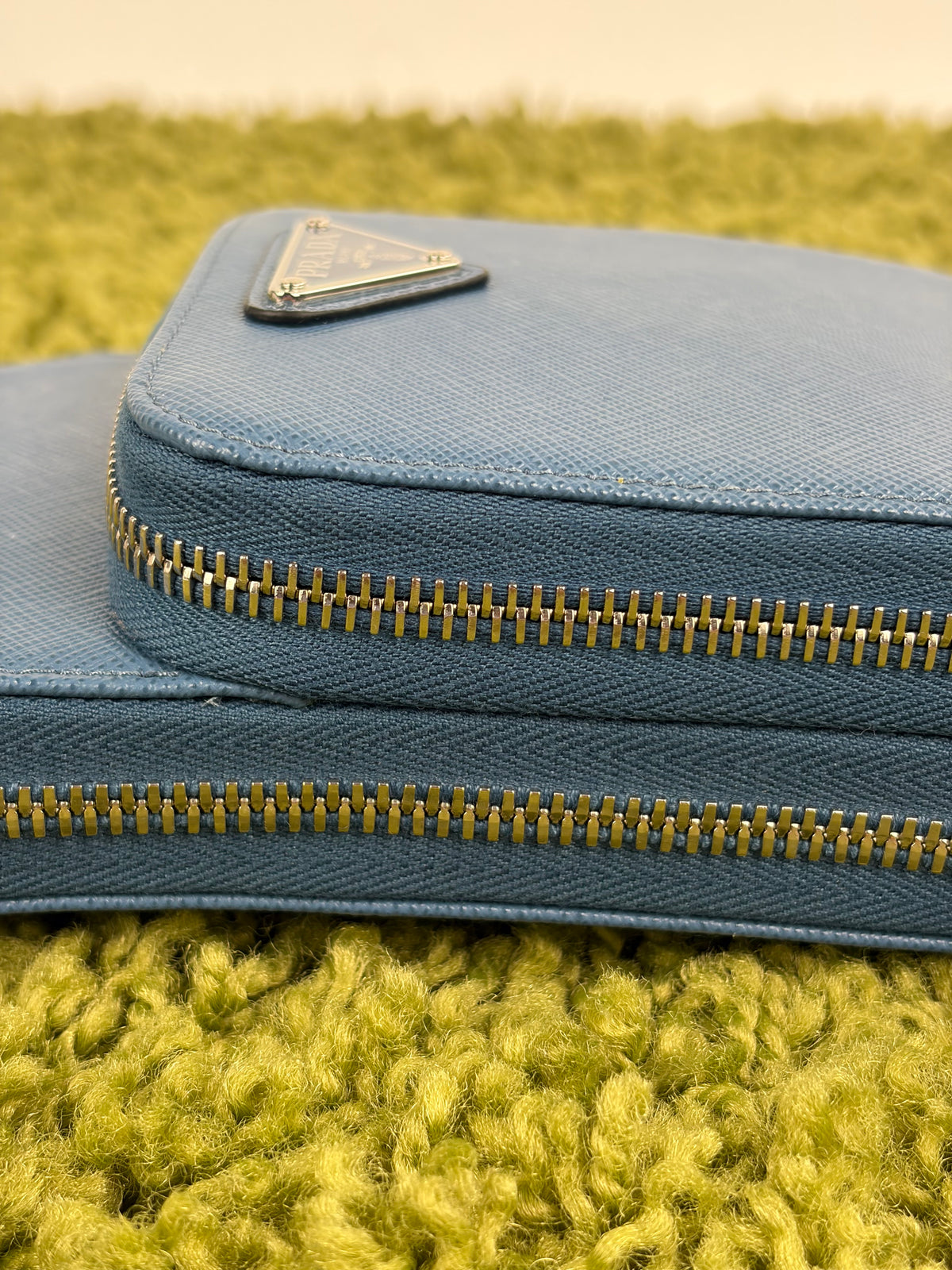Borsa a tracolla Prada Smartphone Case Blu