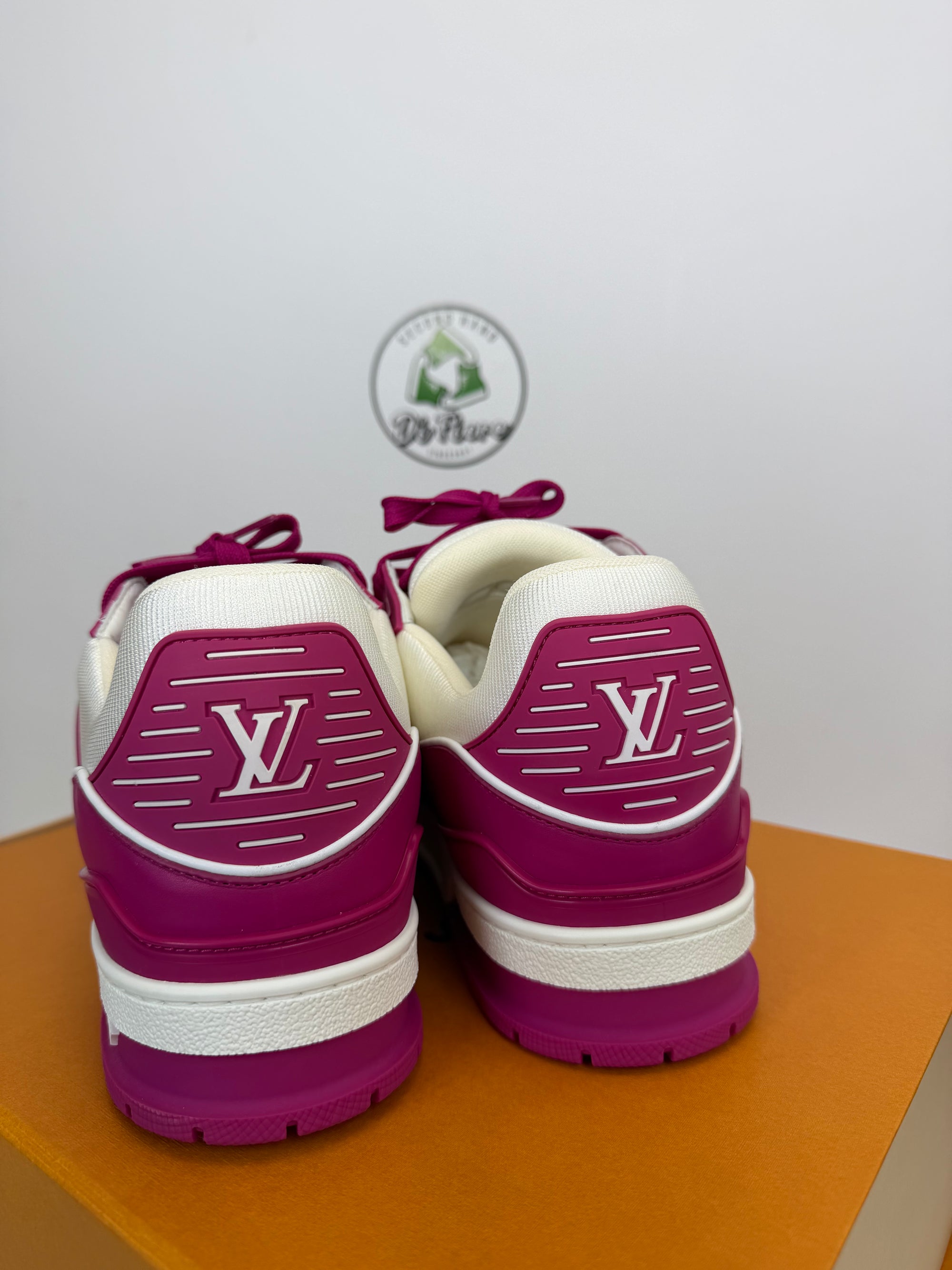 Louis Vuitton trainer 43