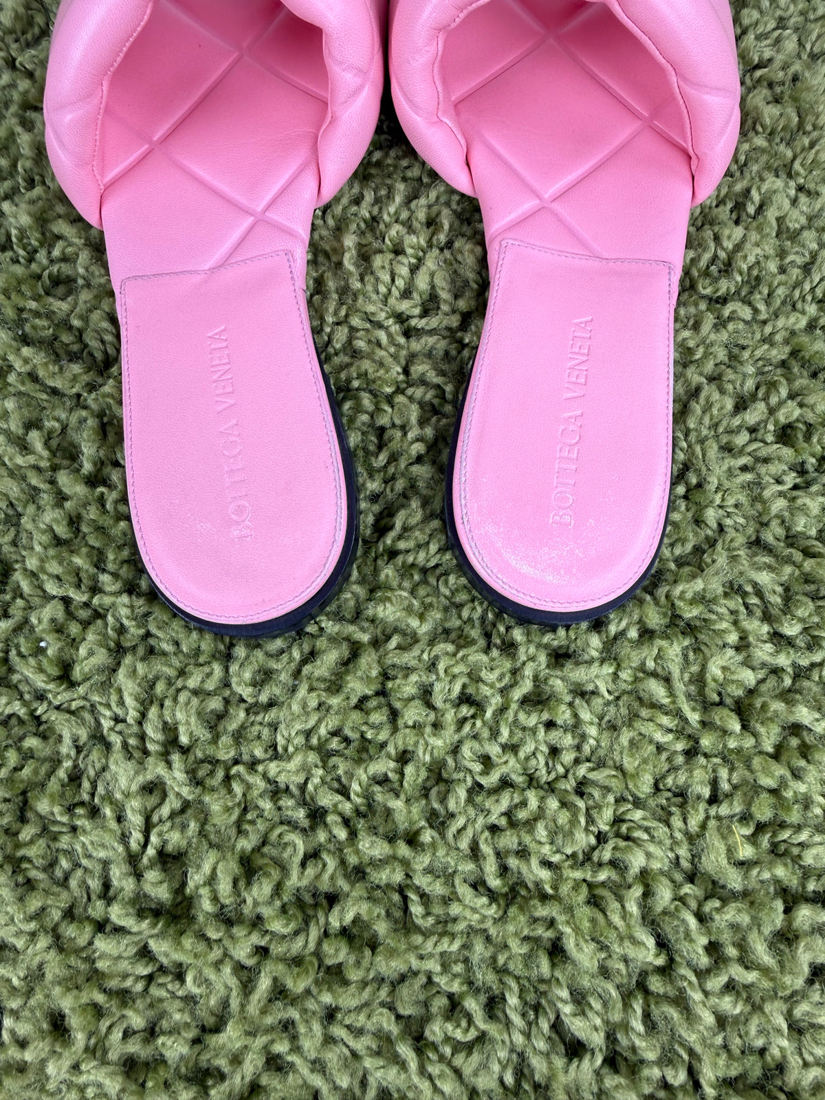 Bottega Veneta Lido Flat Sandal Rosa 36
