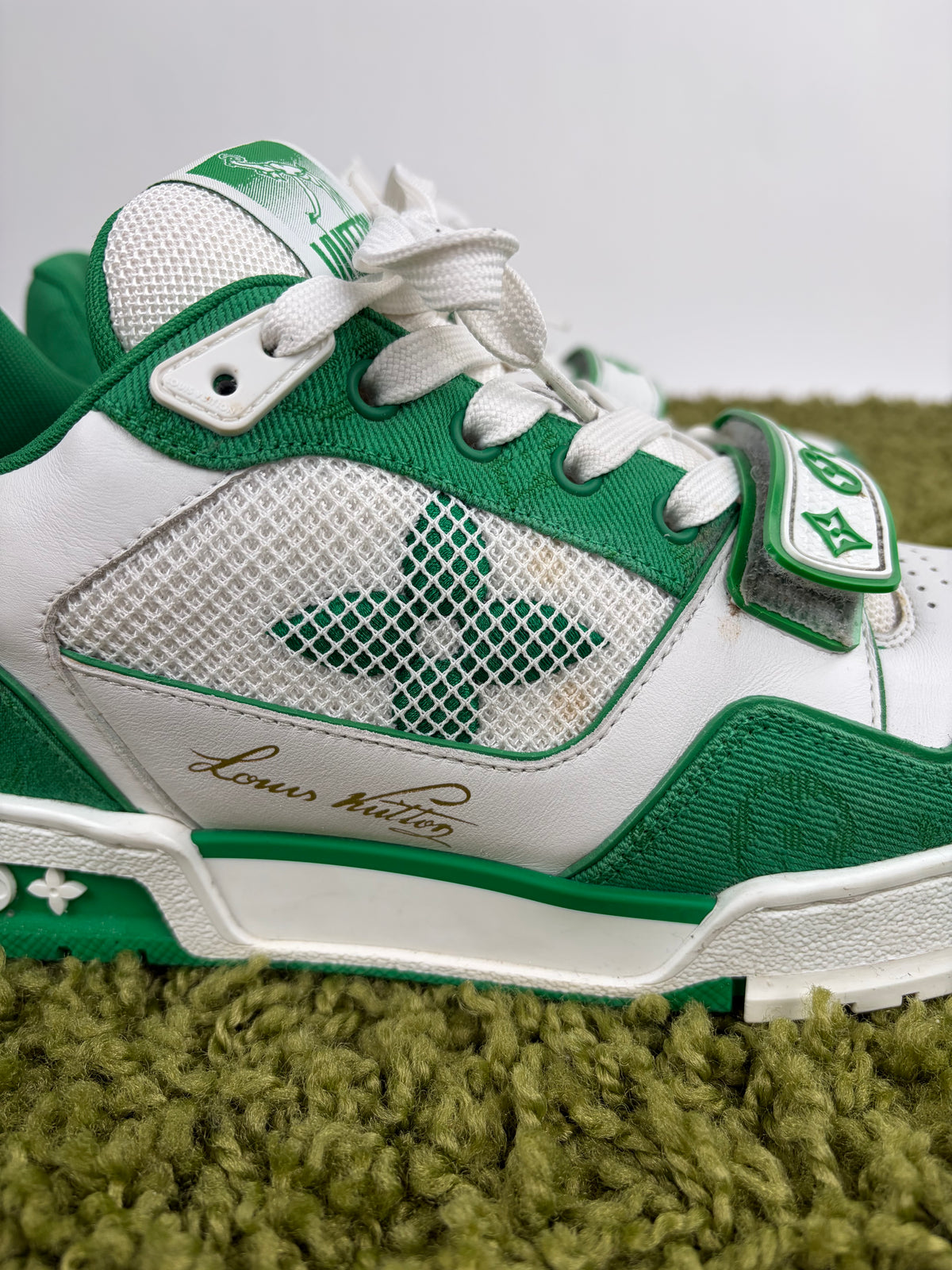 Louis Vuitton Trainer in Denim Verde 7.5