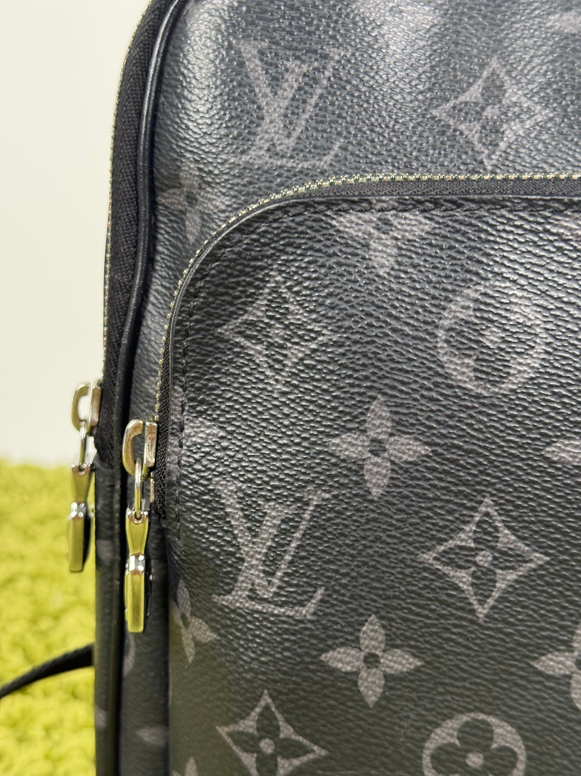 Zaino Monospalla Avenue Louis Vuitton Nero