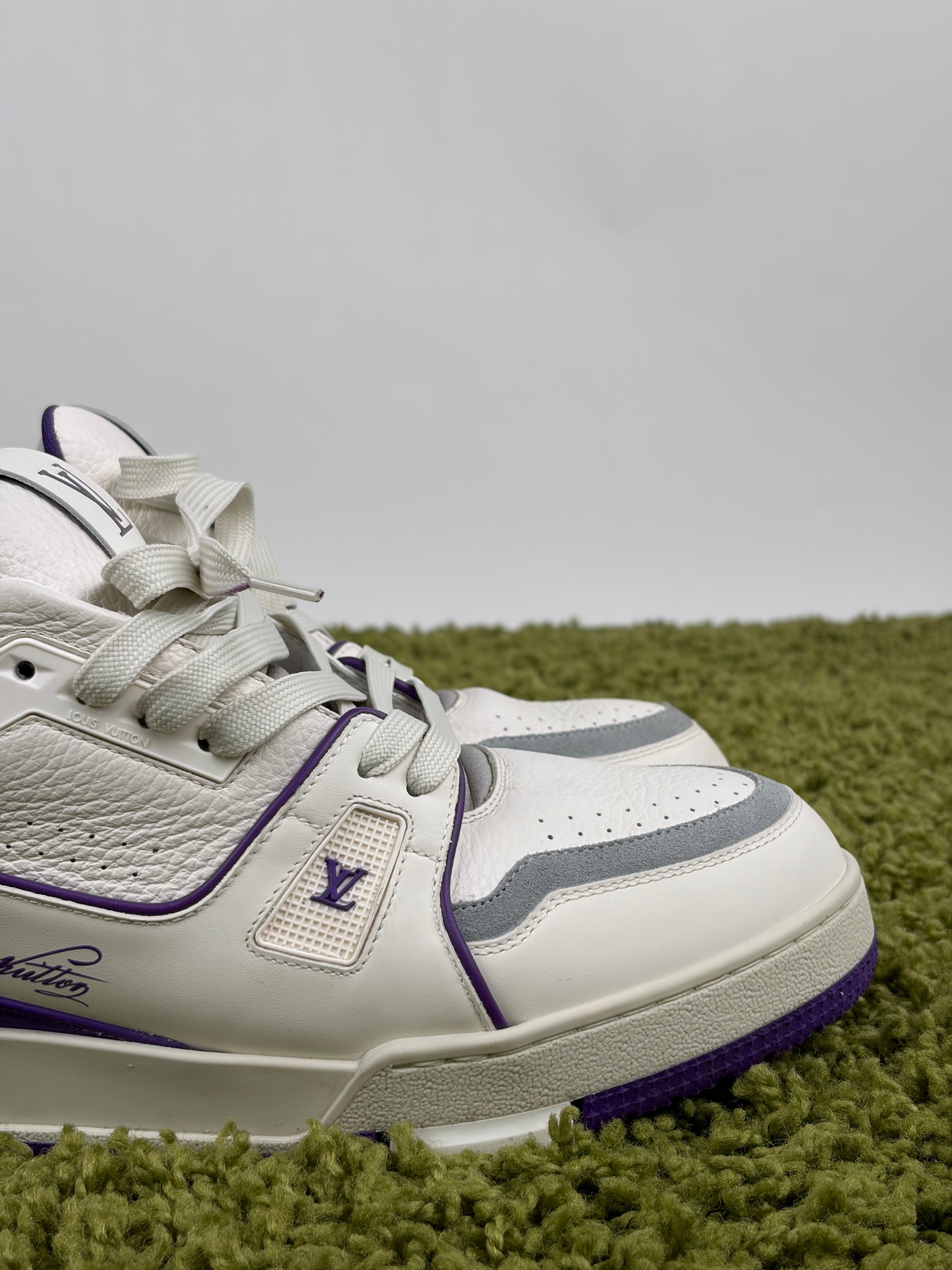Louis Vuitton trainer Size 8=42 calza 43