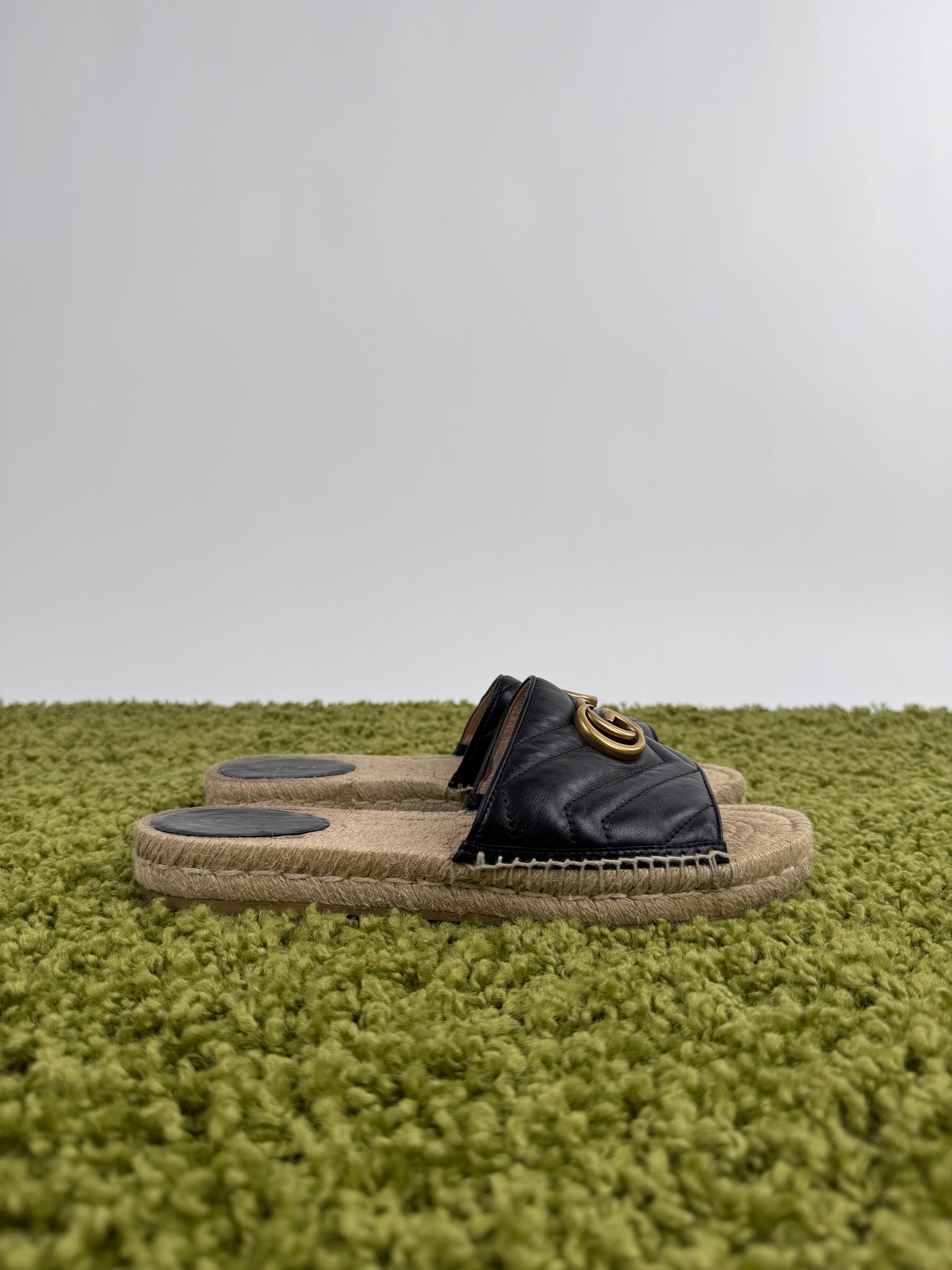 ciabatta gucci 6.5=40.5 calza 41