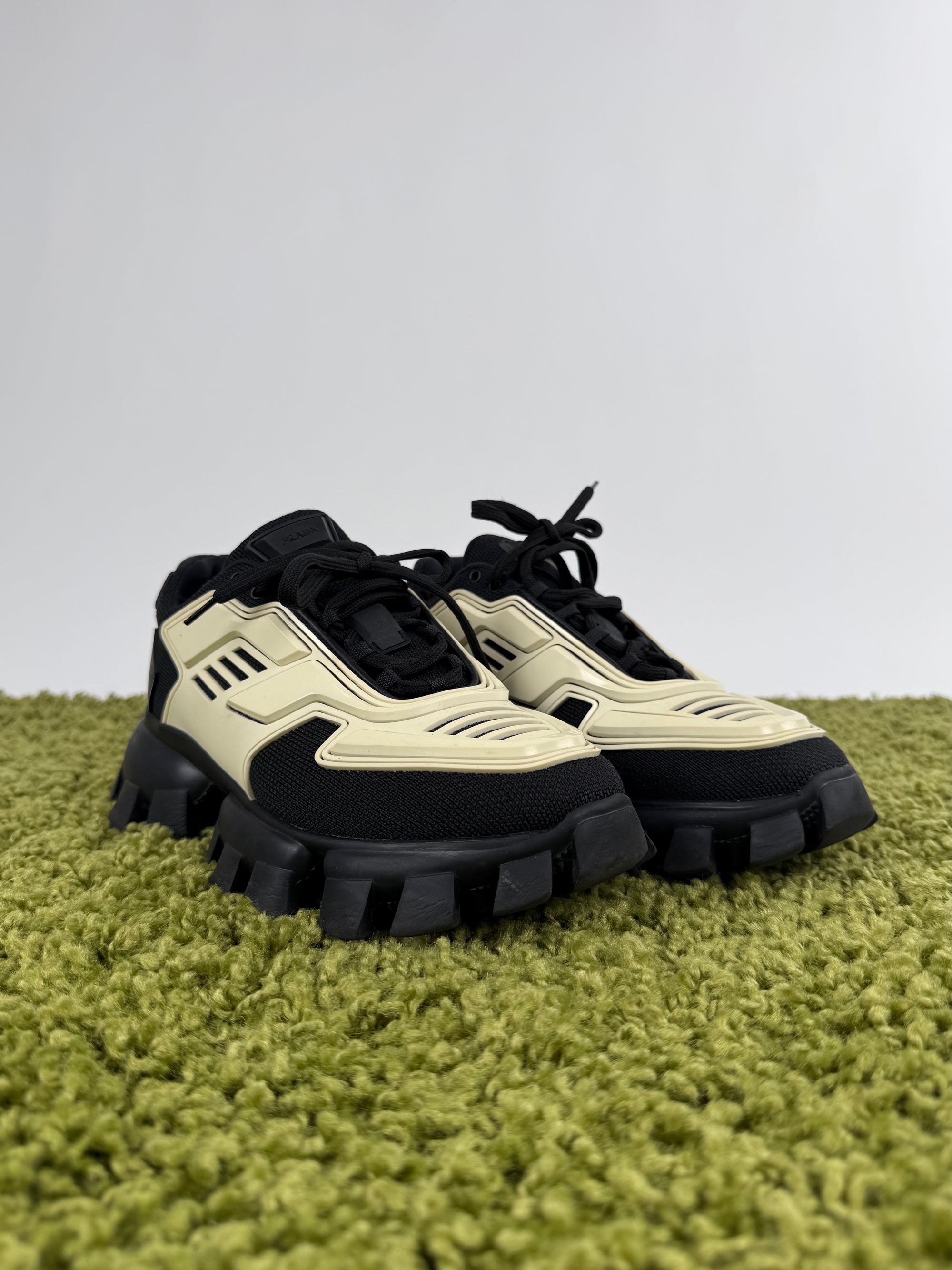 Prada Cloudbust Thunder gialla 6