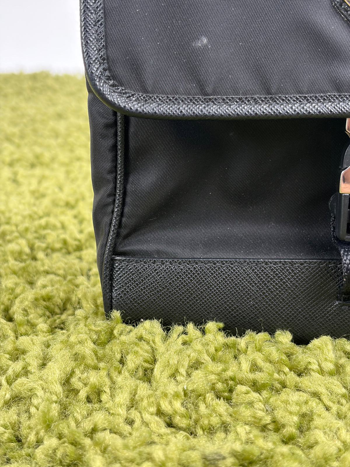 Borsa a tracolla  Prada in Nylon Nero