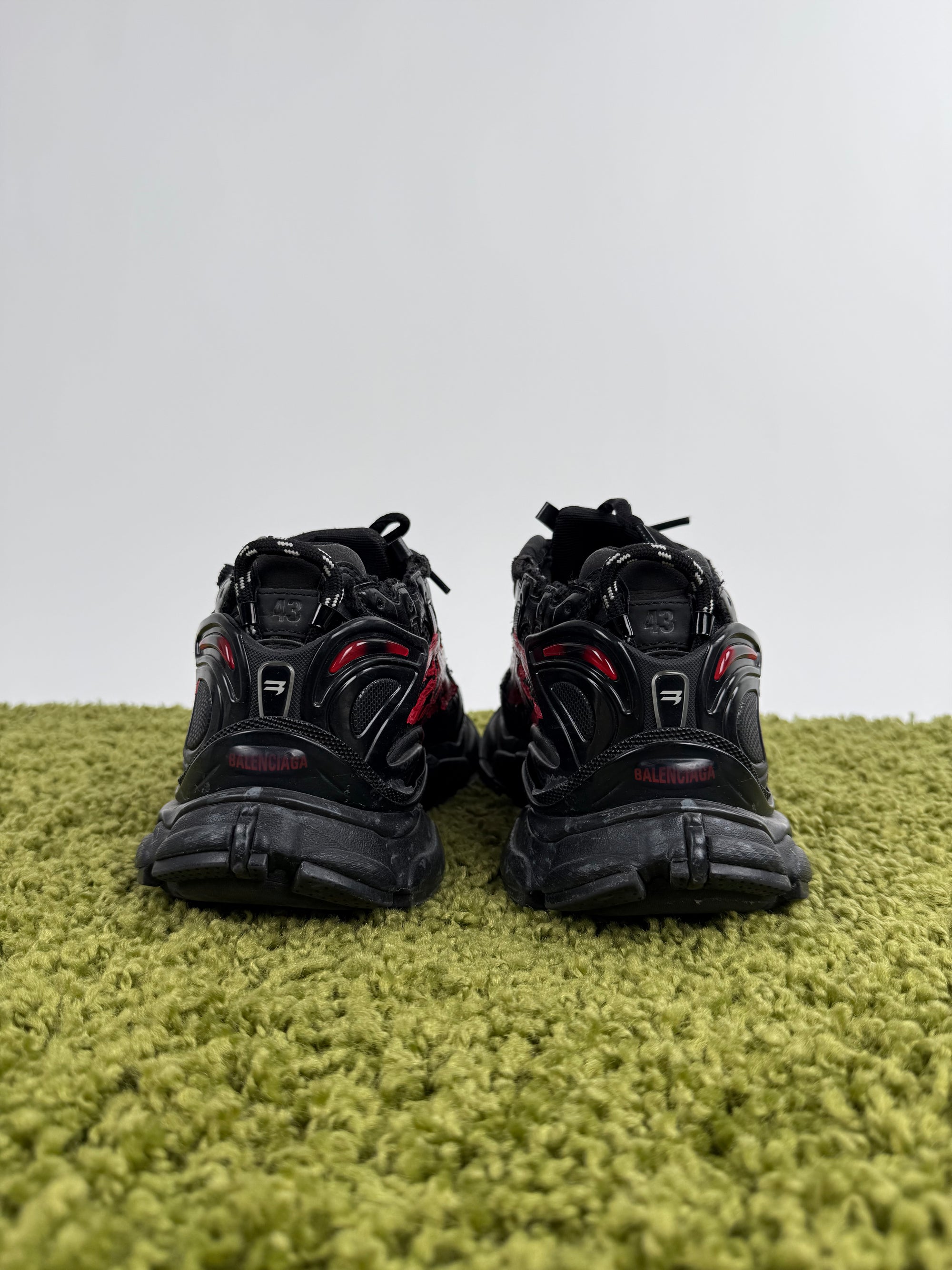 Balenciaga Runner 43