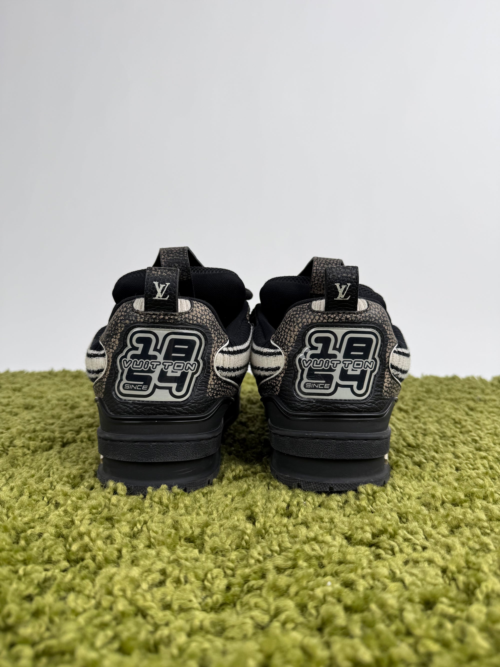 Louis Vuitton Skate Nera 9.5