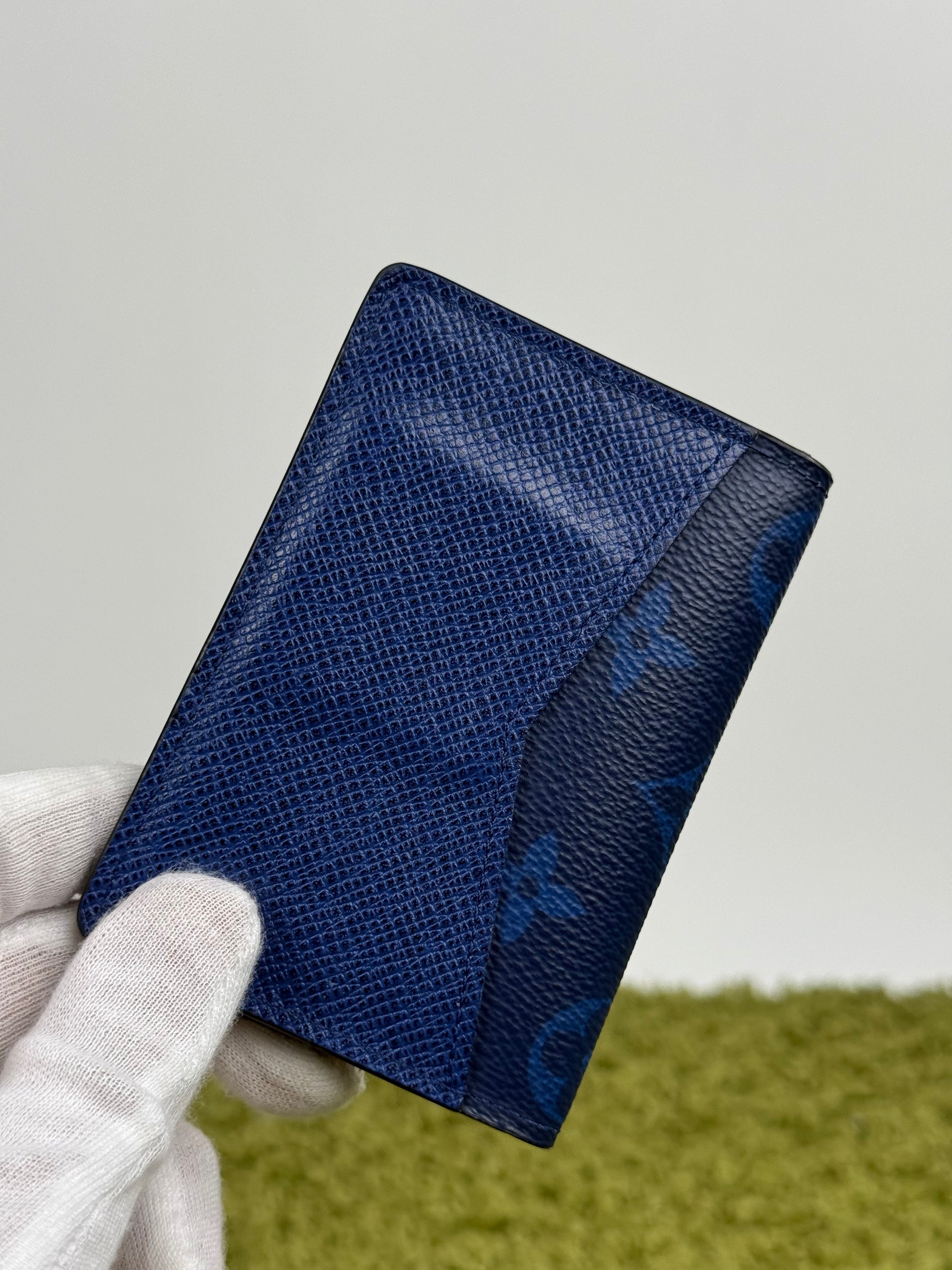 Portacarte Louis Vuitton in pelle Blu