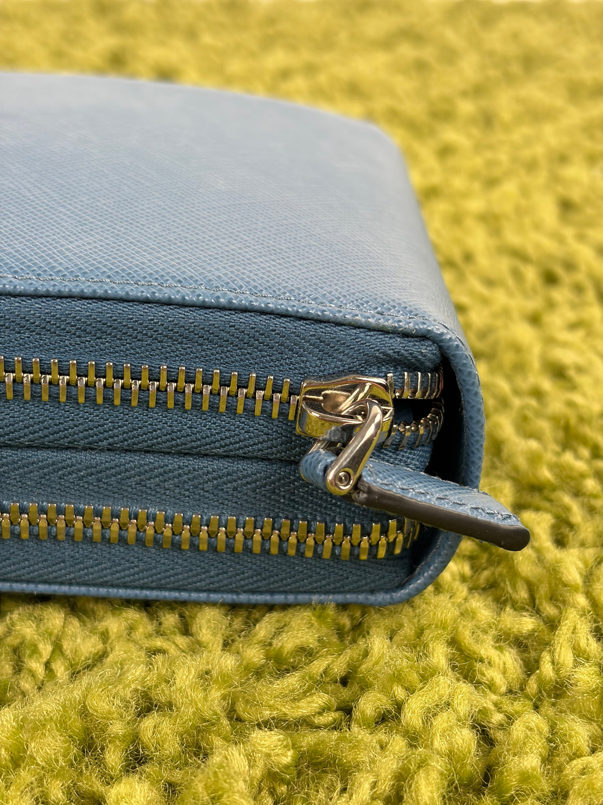 Borsa a tracolla Prada Smartphone Case Blu
