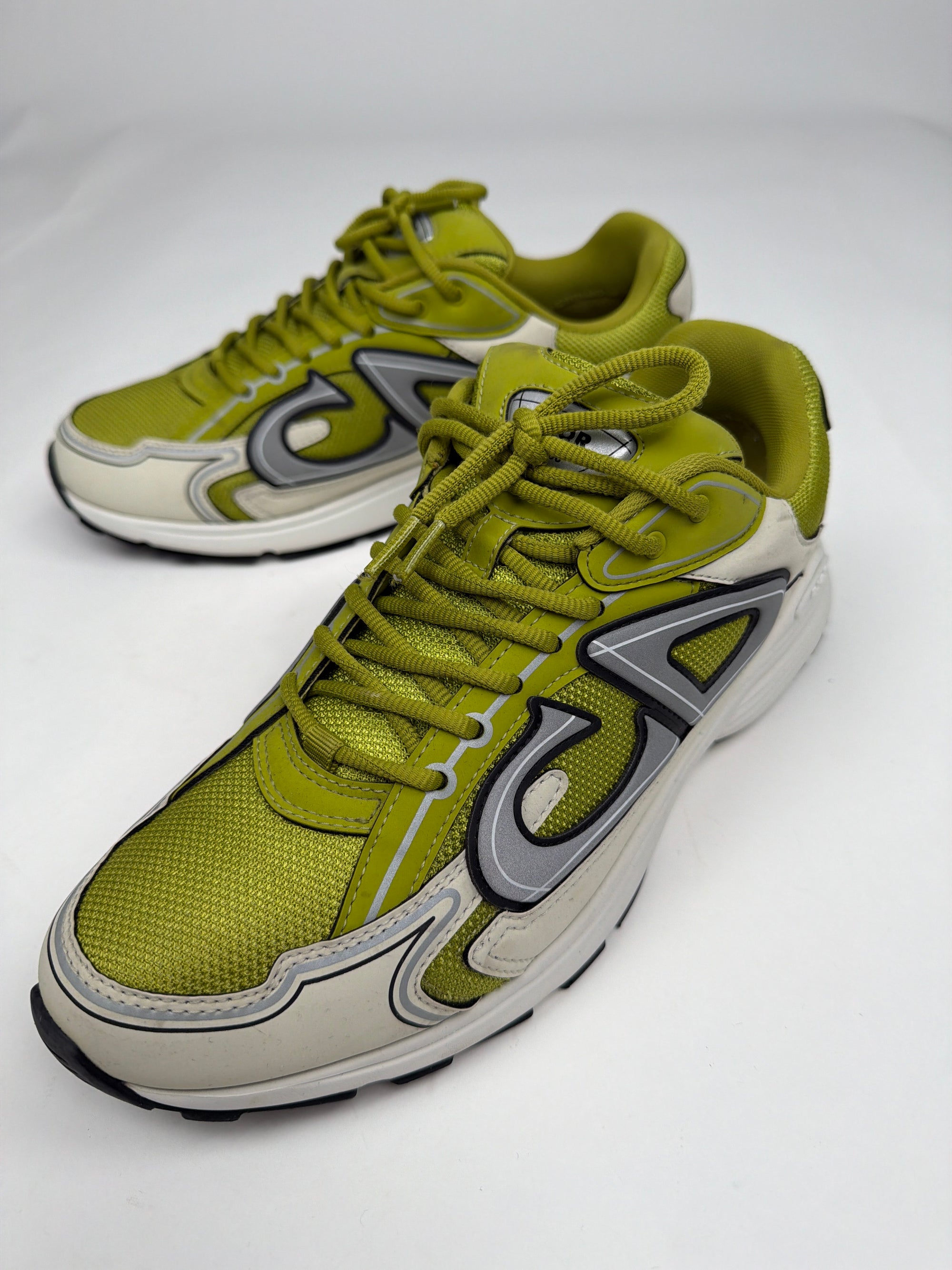 Dior b30