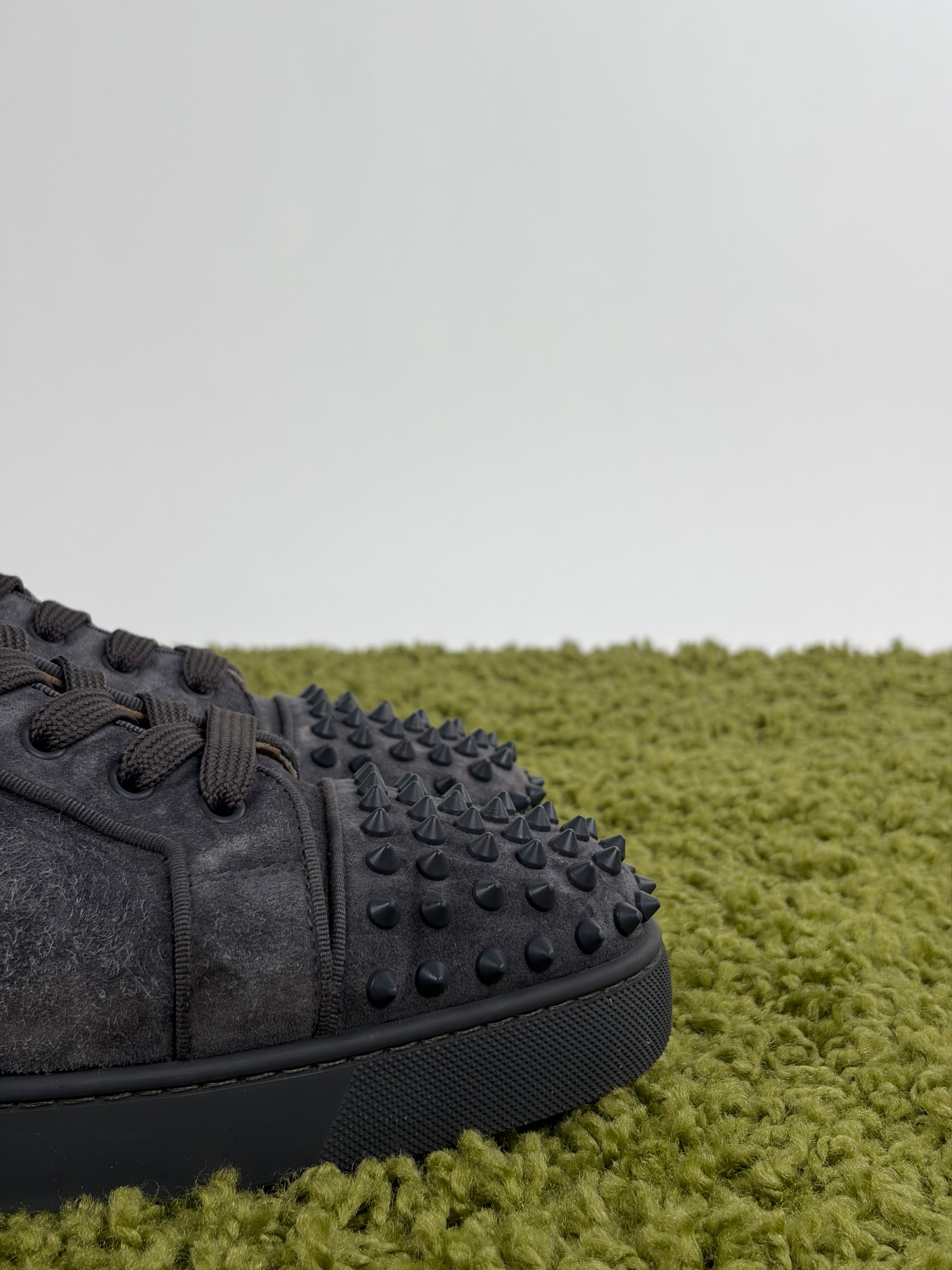 Louboutin basse Size 47 grigie