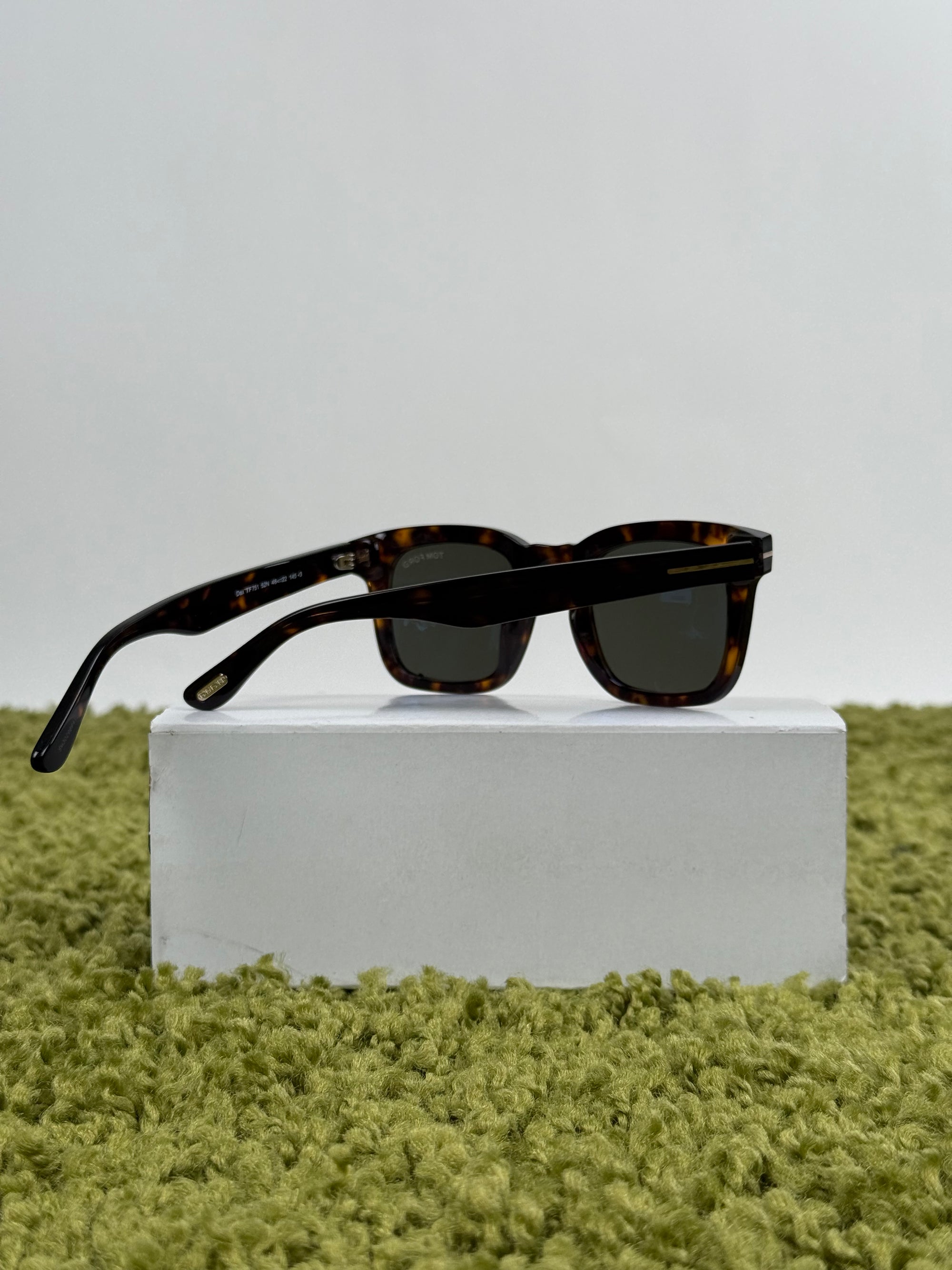 Occhiali Tomford