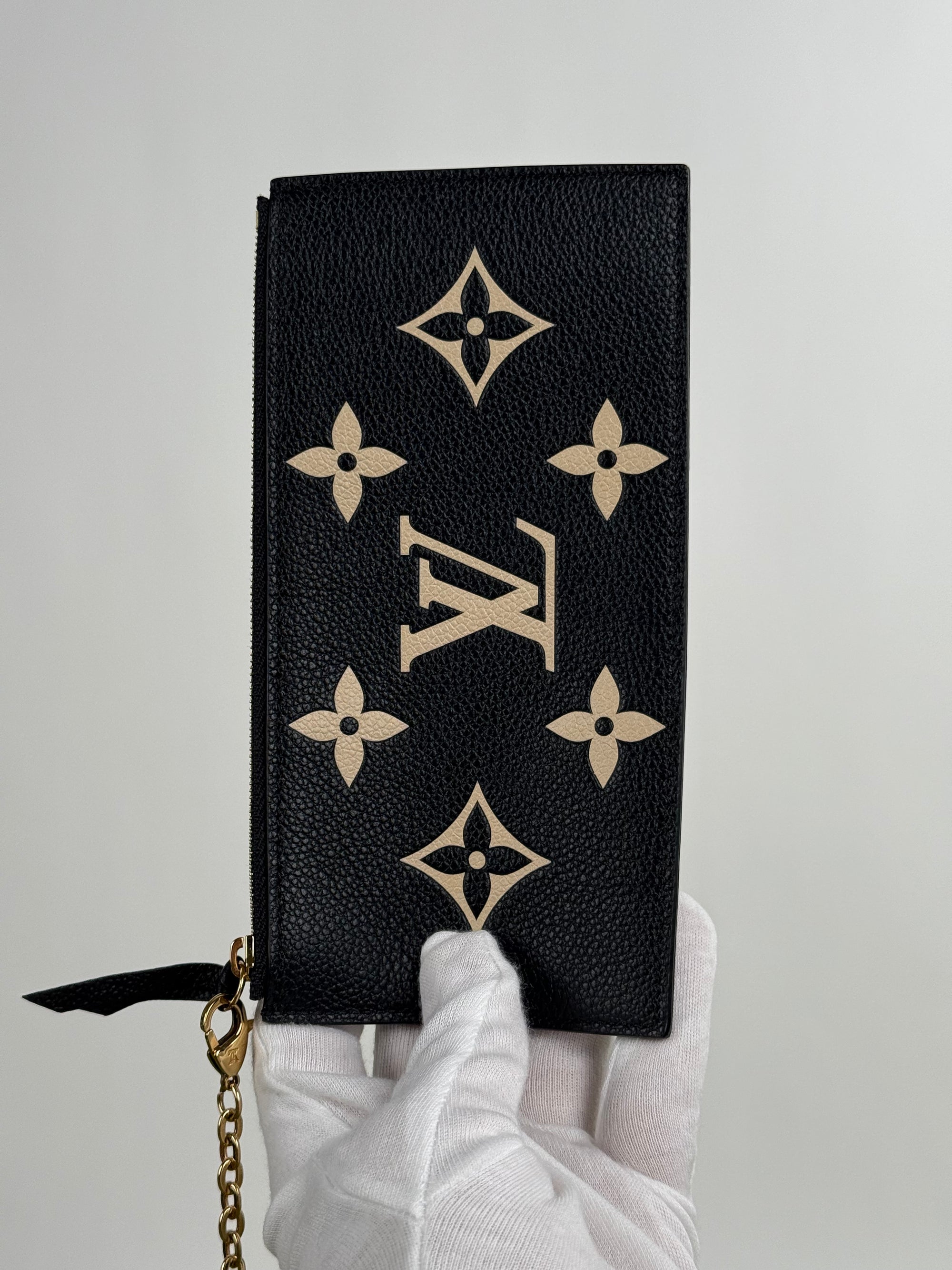 Pochette Louis Vuitton nera