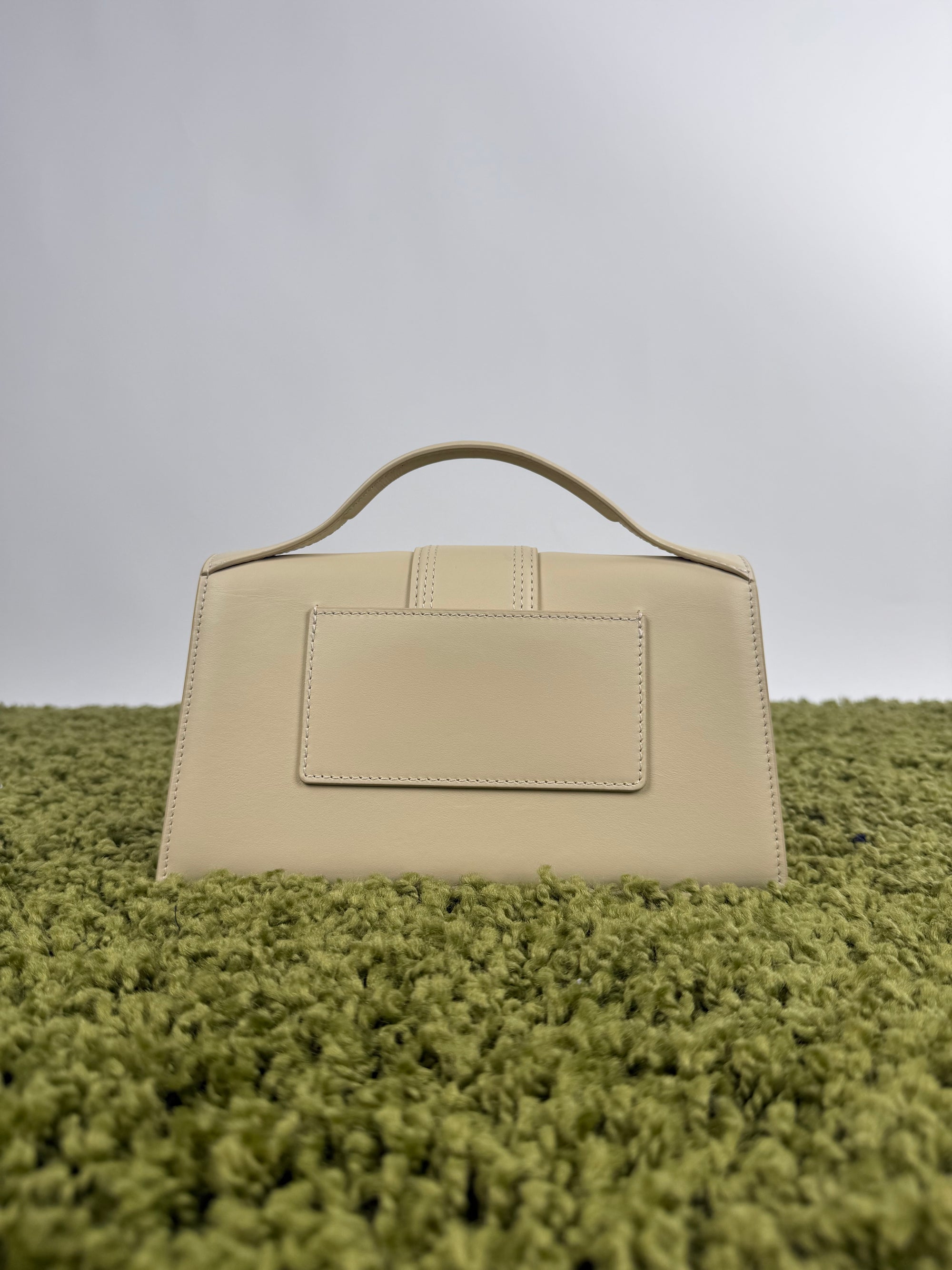 Jacquemus La grande Bambino Avorio