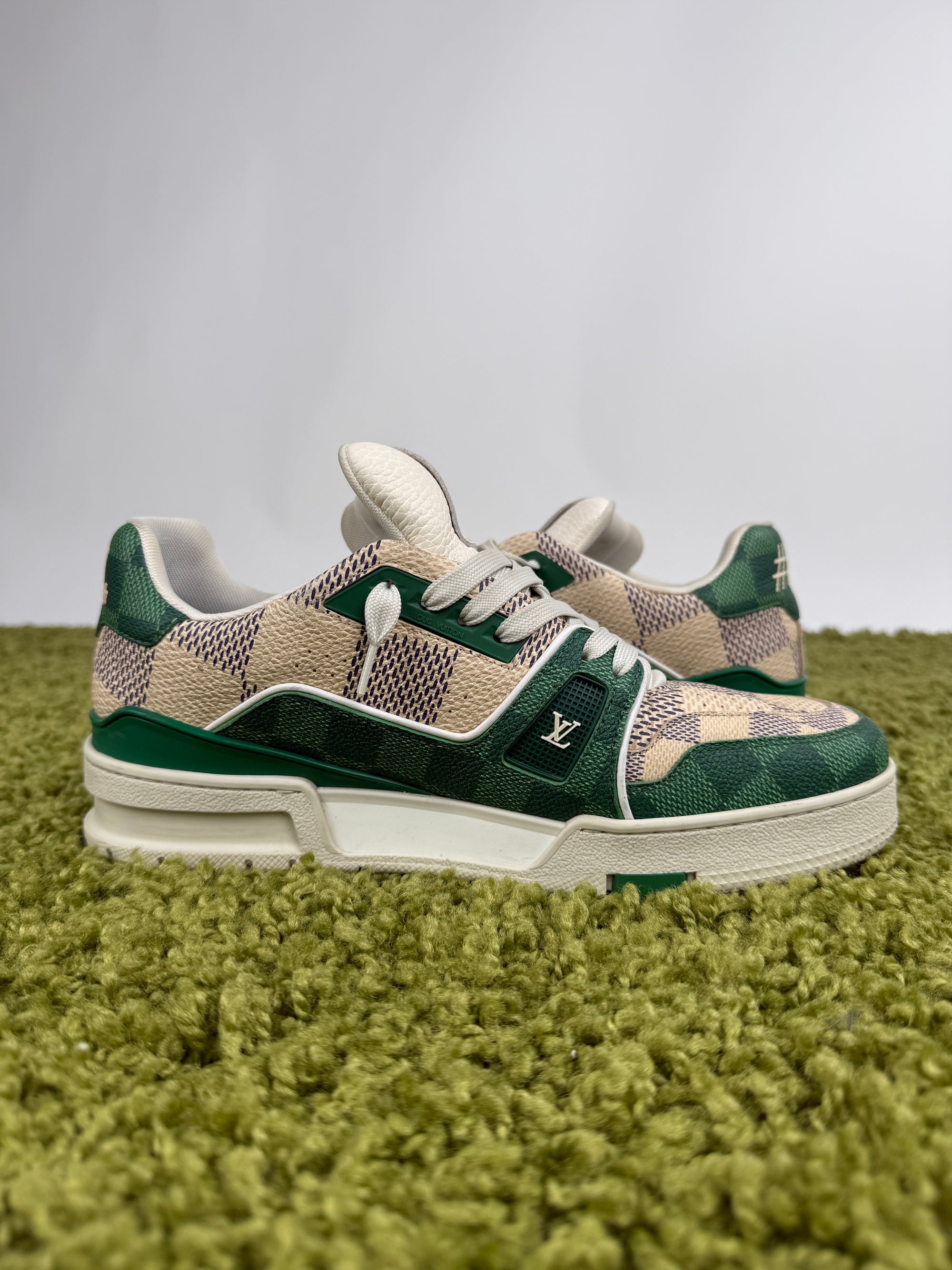 Louis Vuitton Trainer Verde 6.5