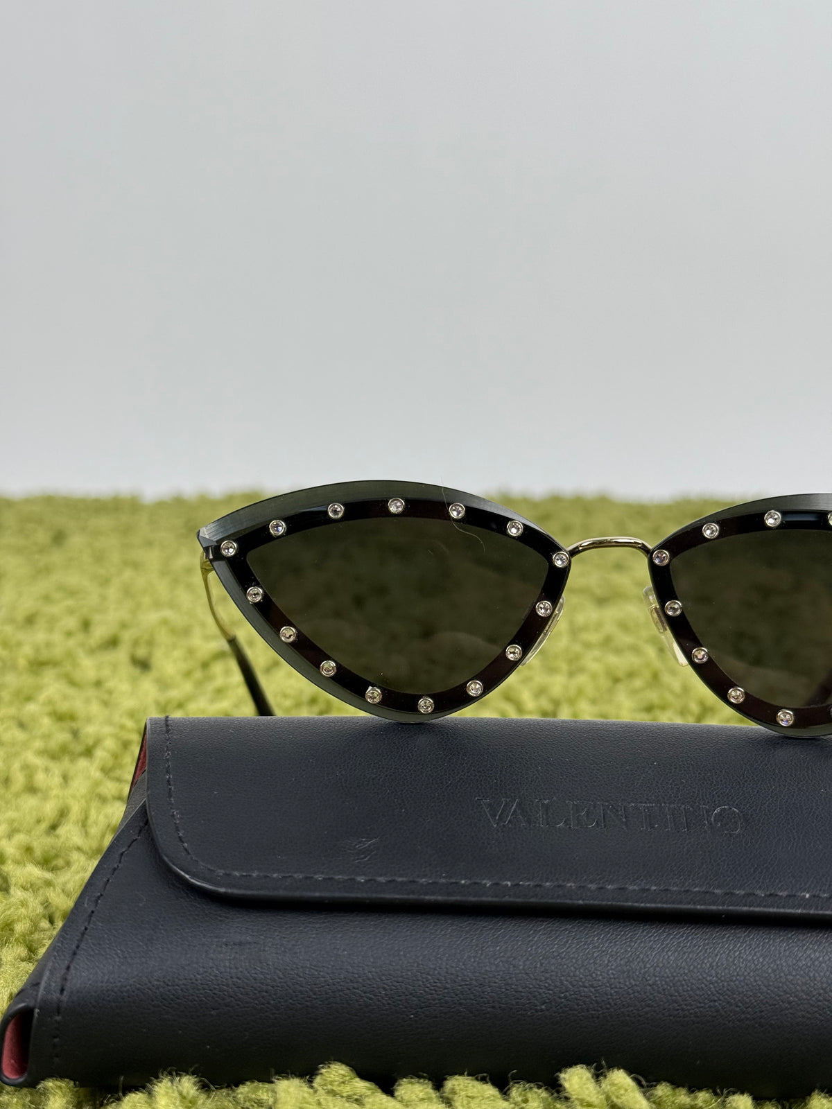 Occhiali da sole Valentino Cat Eye 2033 Nero