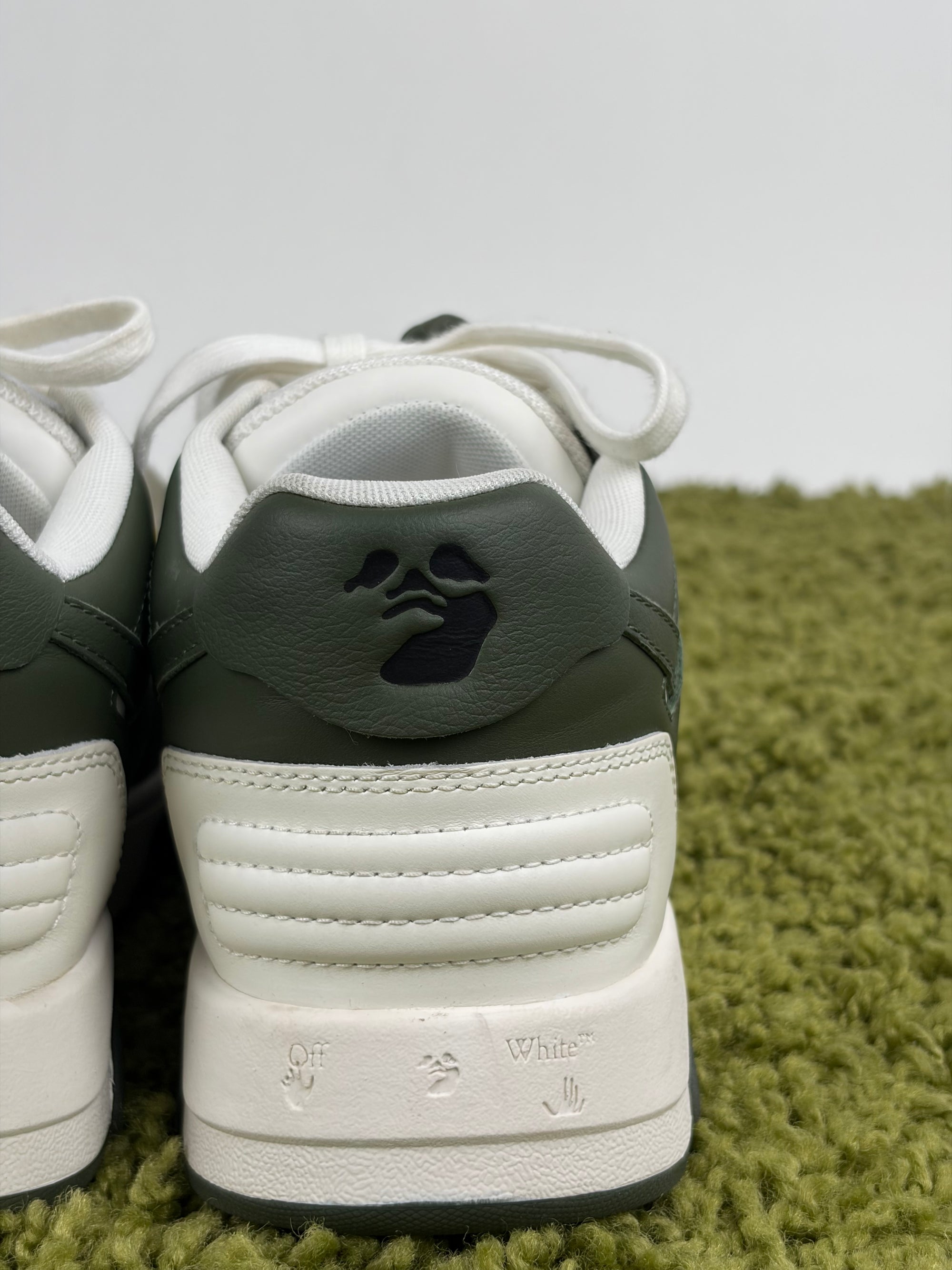 Off white Size 39 bianche e verdi