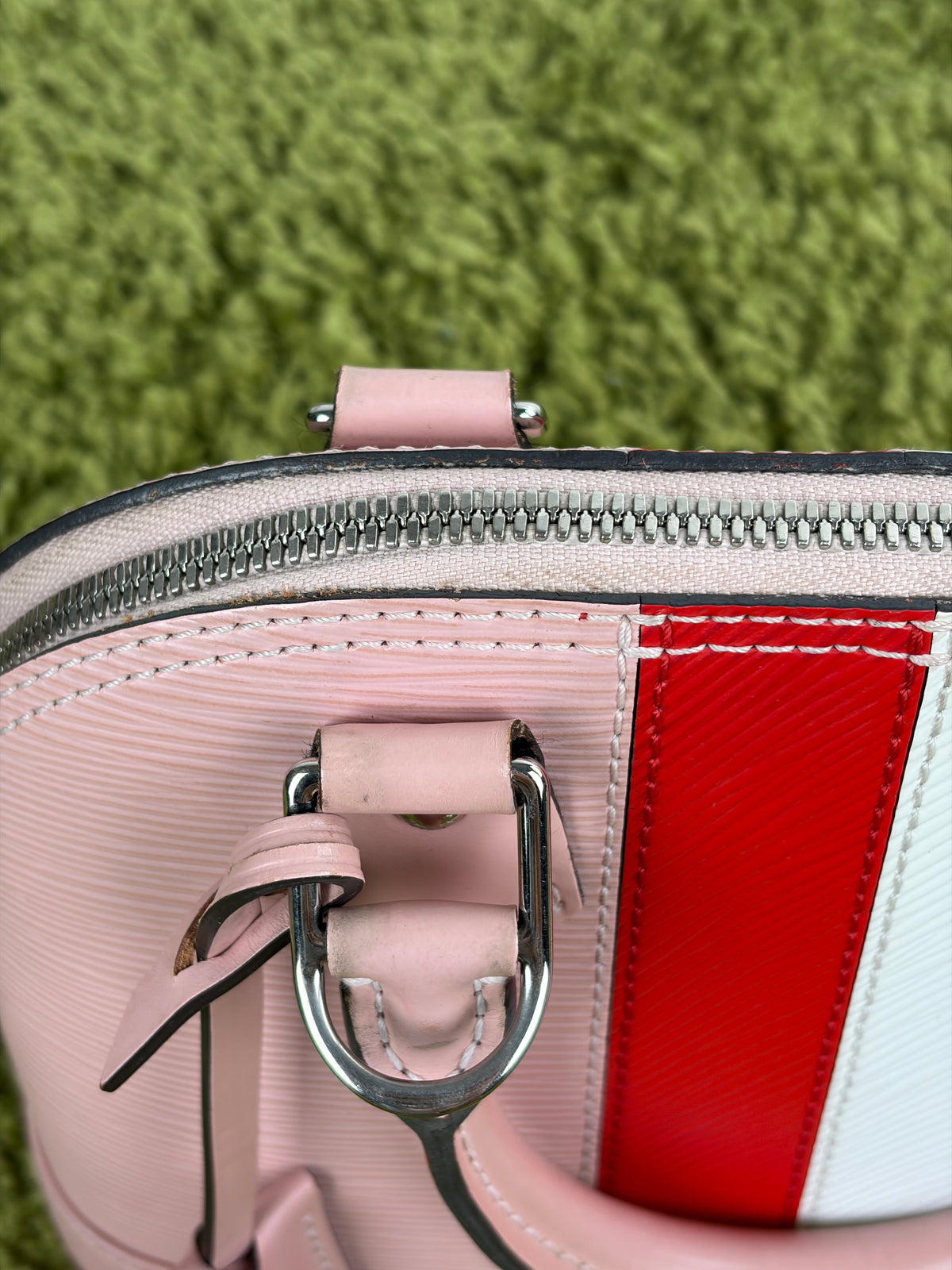 Borsa Louis Vuitton Alma BB Rosa