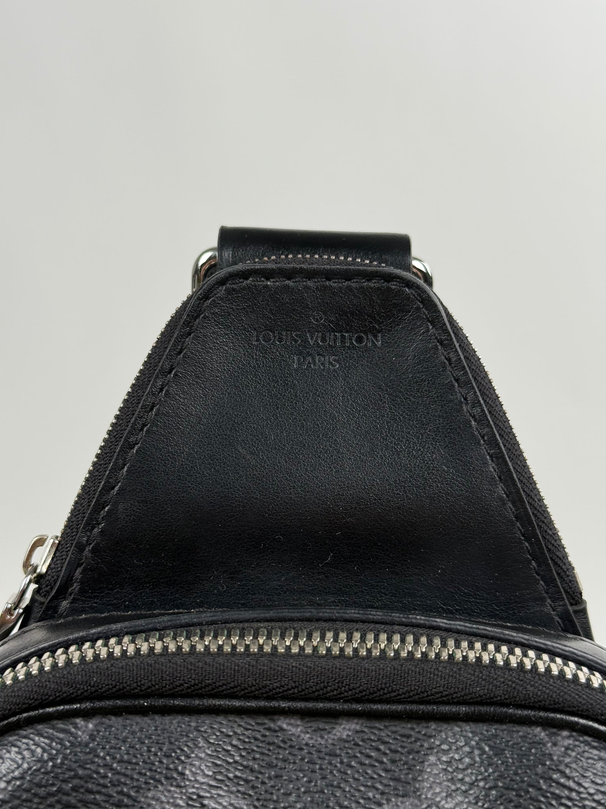 Zaino Monospalla Avenue Louis Vuitton Nero