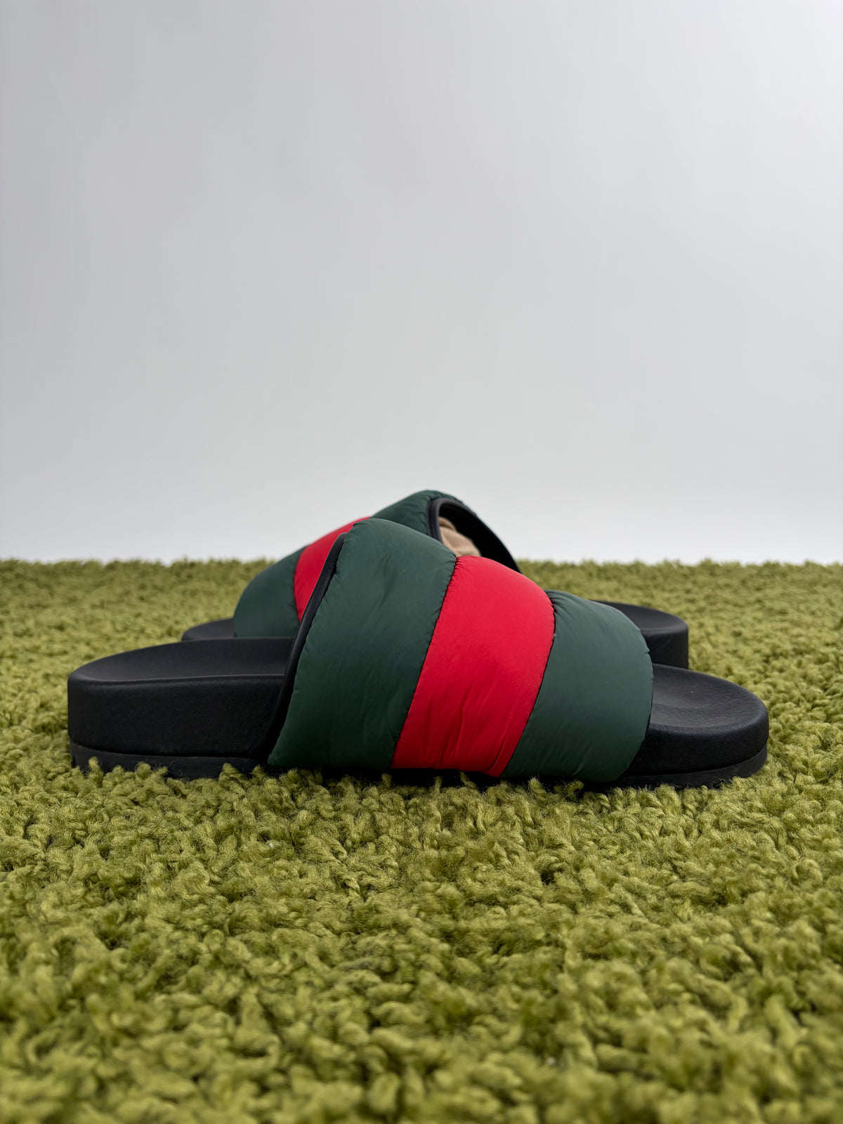 Sandali Slide Imbottiti Gucci  Neri 9