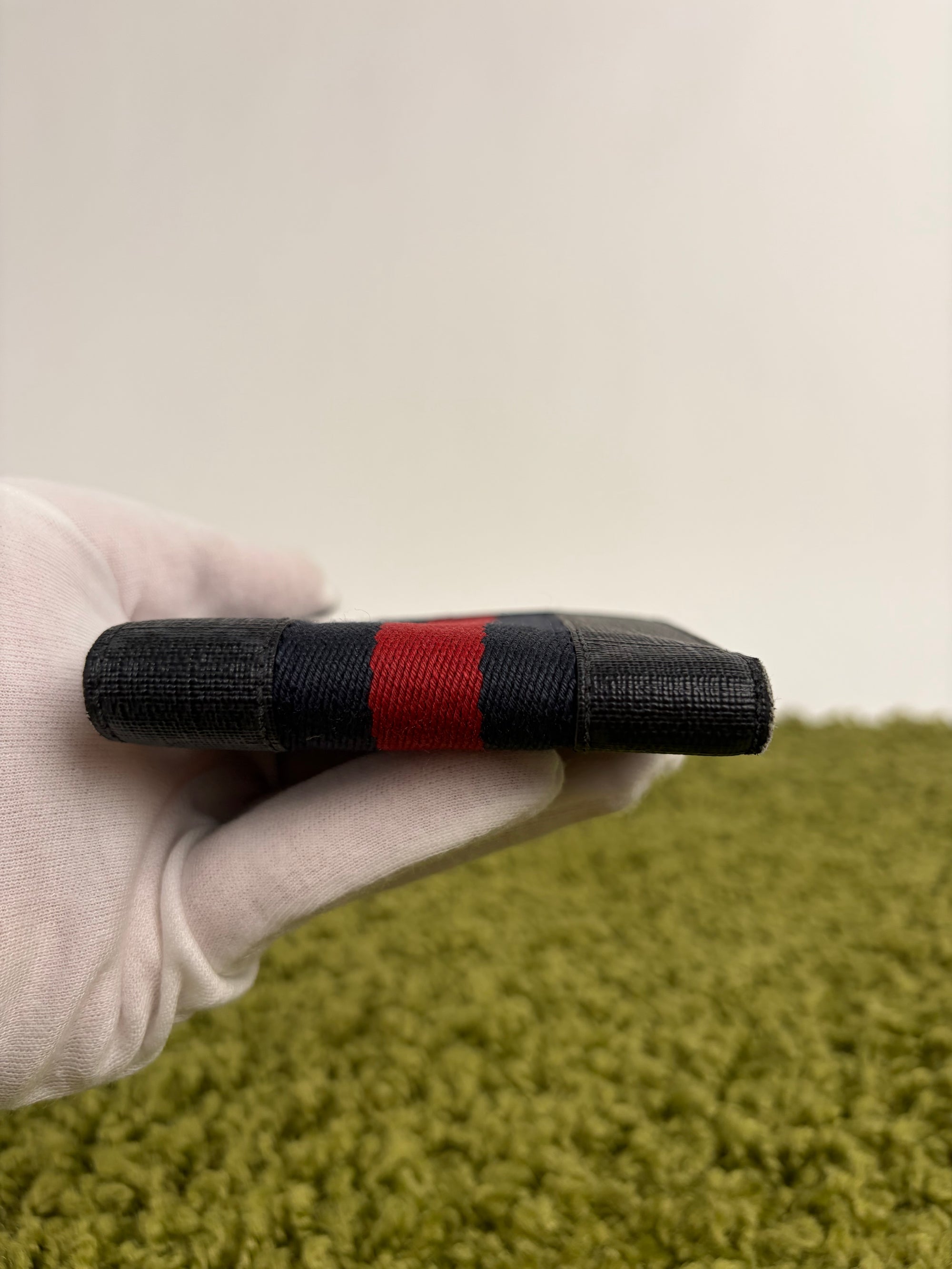 Portafoglio Gucci nero blu e rosso