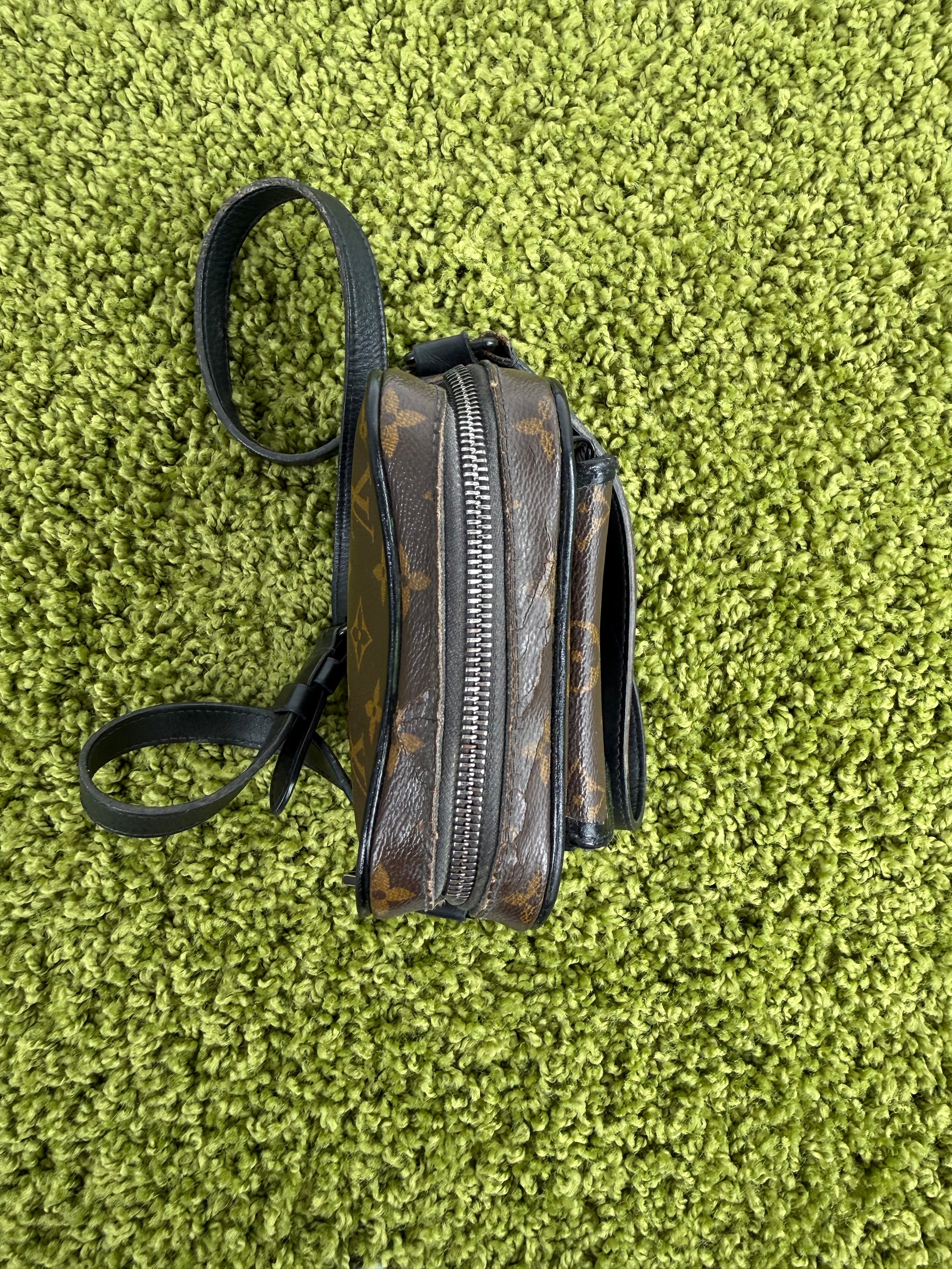 tracolla Louis Vuitton Christopher Wearable Wallet in tela Monogram Macassar