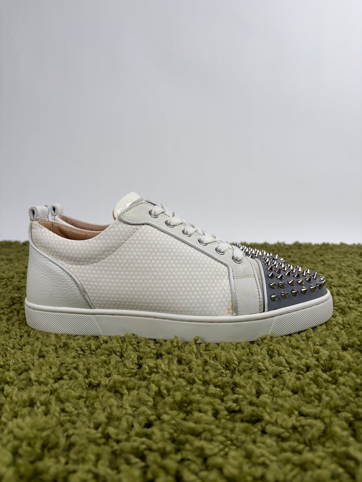 Christian Louboutin Spikes Low Bianca 43