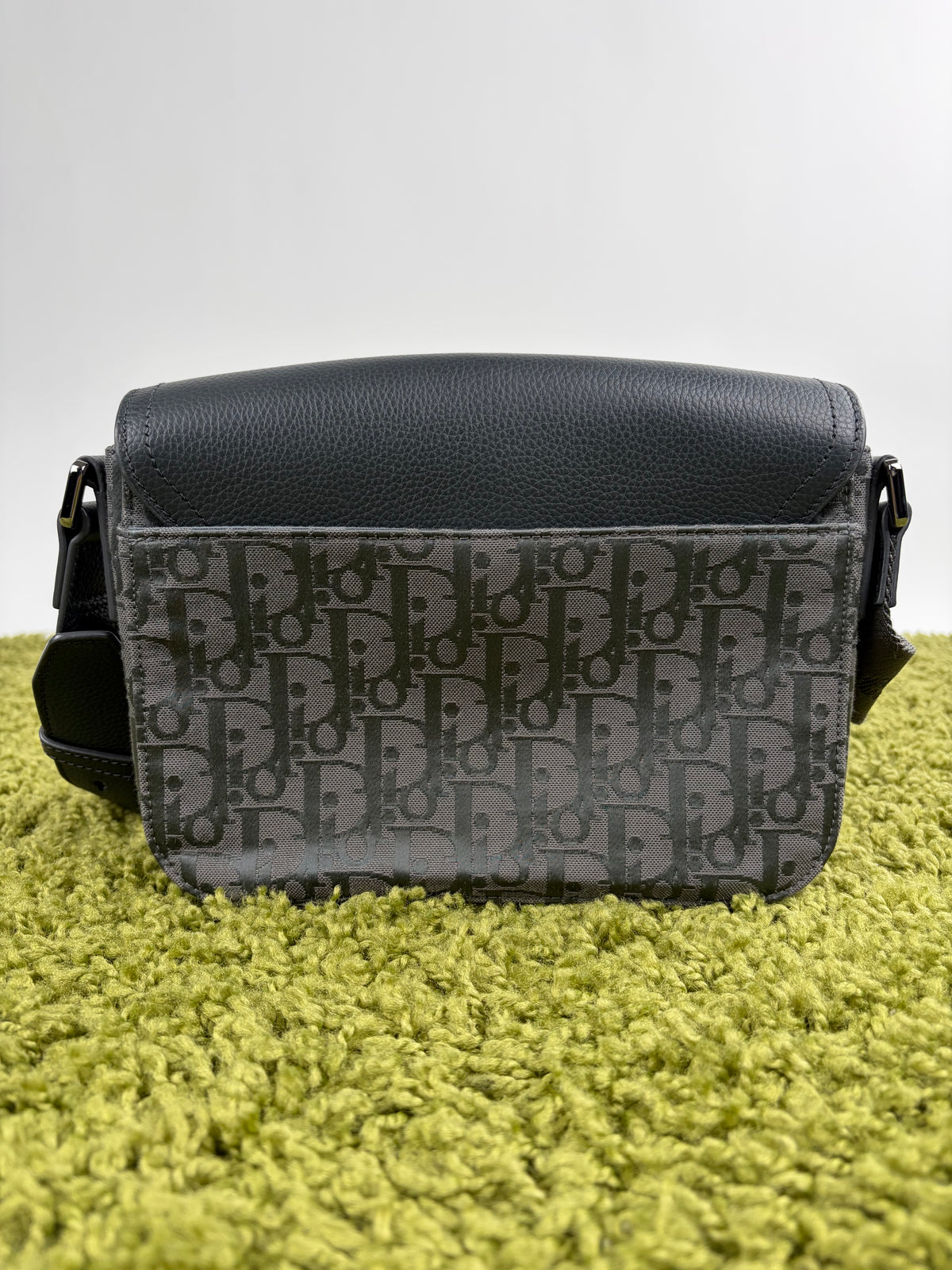 Borsa Christian Dior Saddle con pattina Grigia