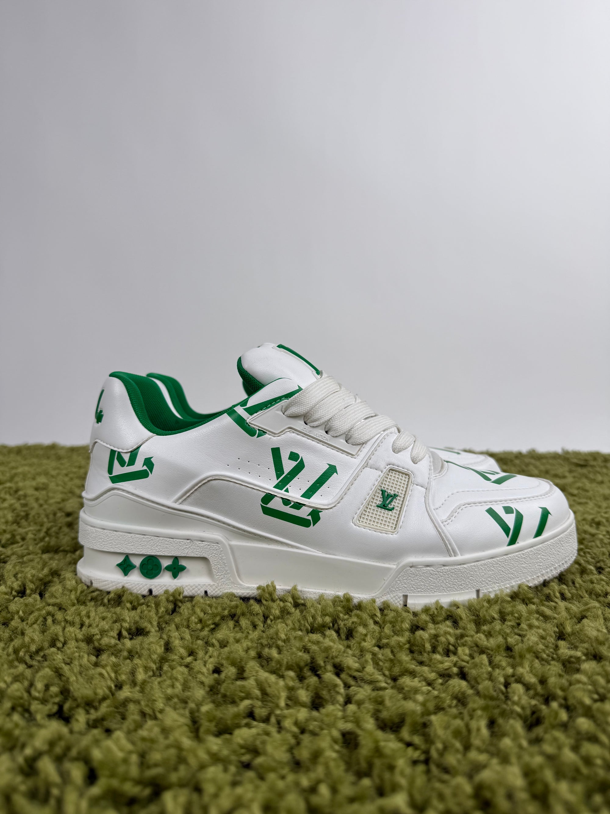 Louis Vuitton Trainer Bianca 6
