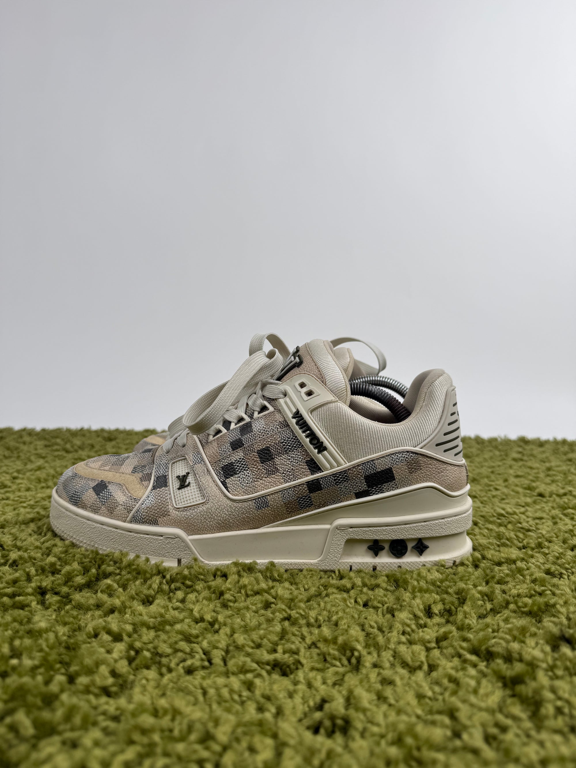 Louis Vuitton Trainer 40 veste 41