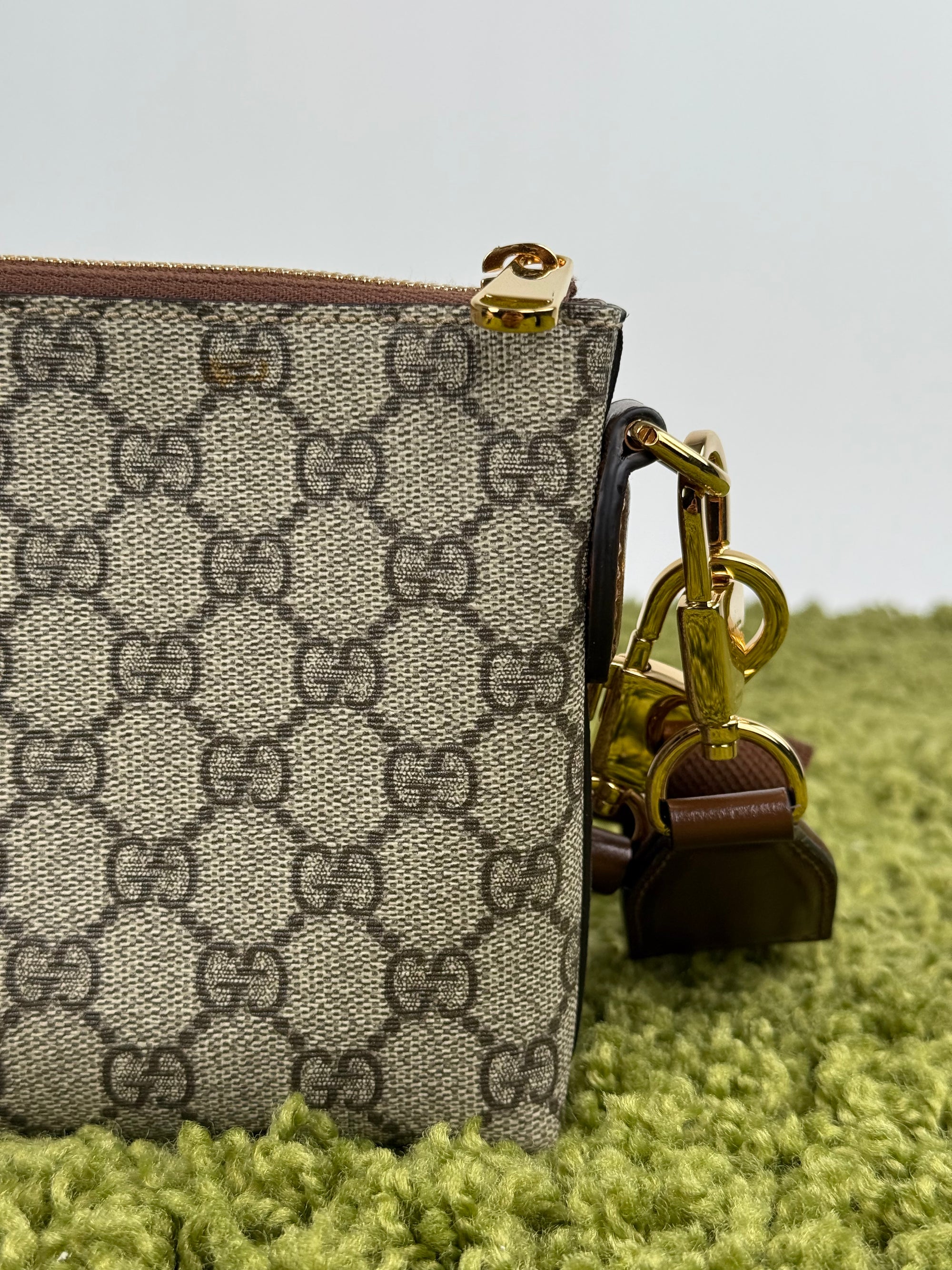 Borsa Gucci a tracolla con finitura in pelle Beige
