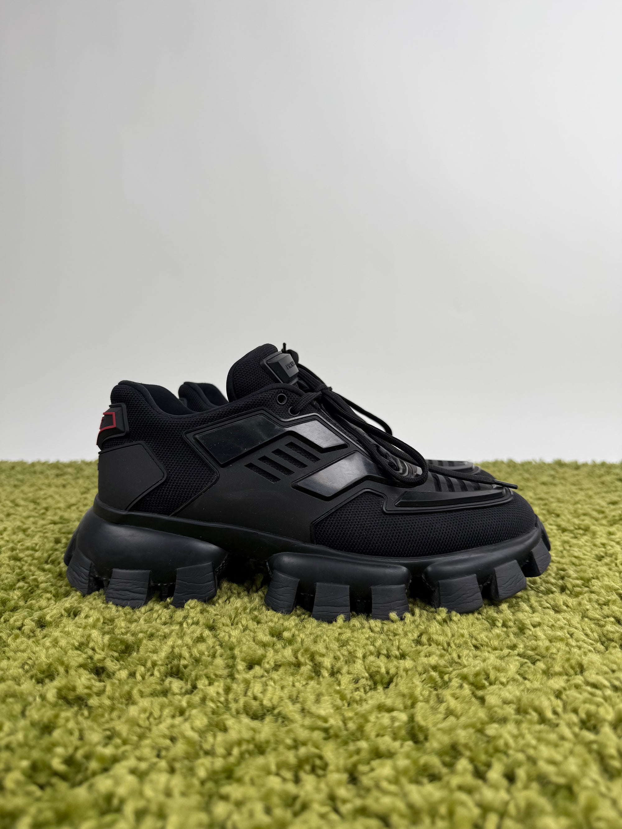 Prada Cloudbust Thunder 39.5