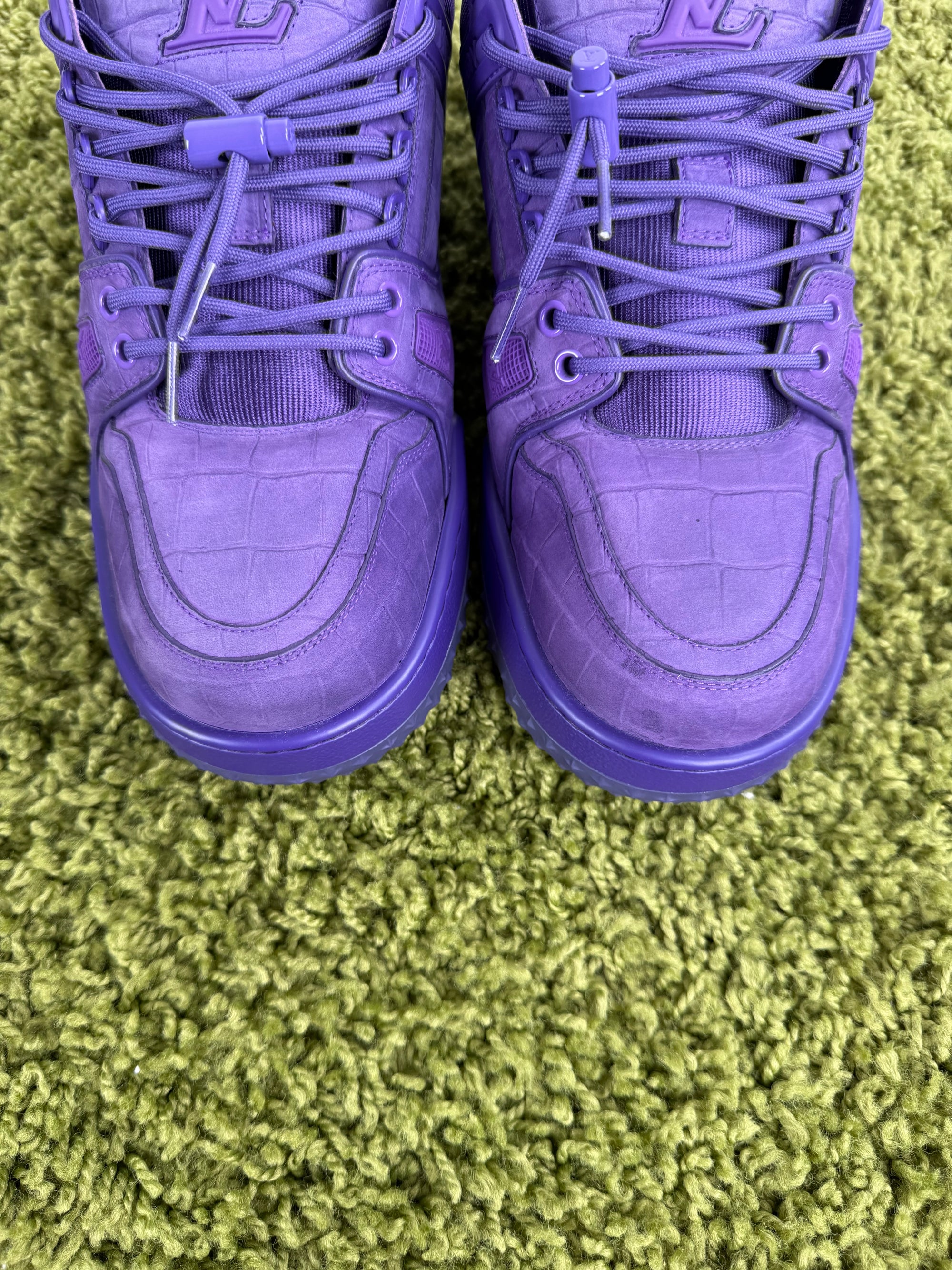 Louis Vuitton Trainer Maxi Viola 9