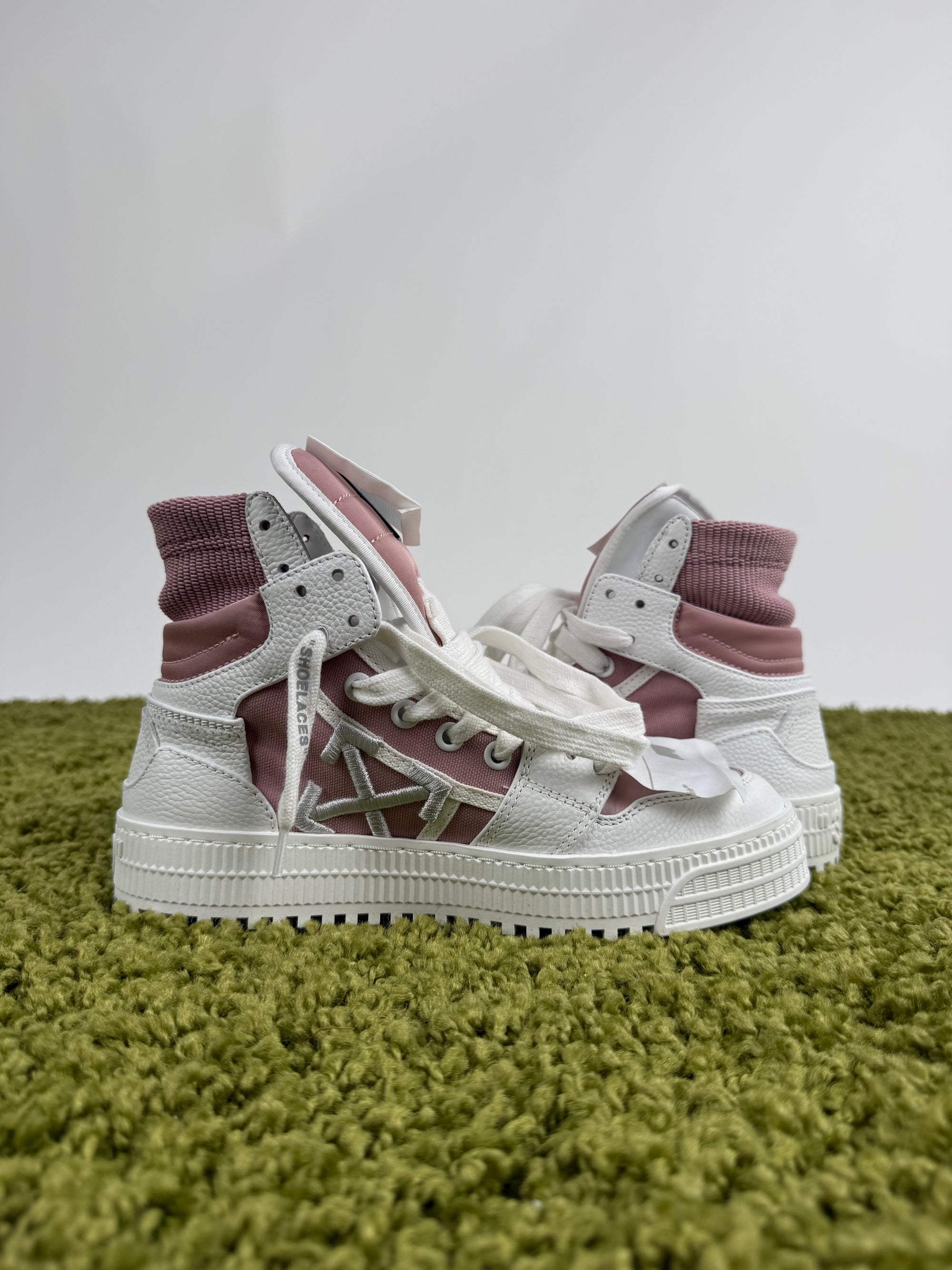Off White sneaker 36
