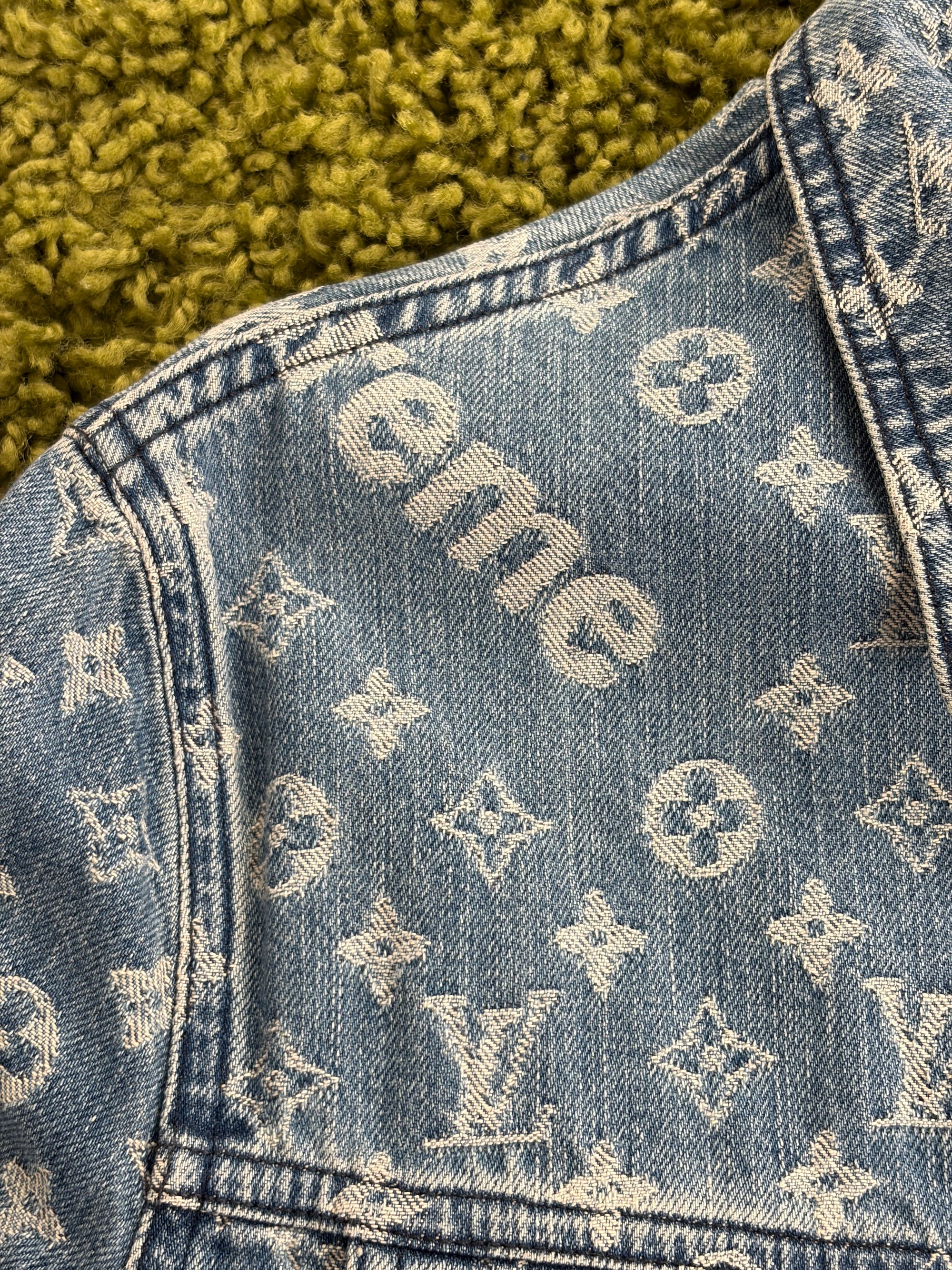 Completo Louis Vuitton X Supreme Size 50/34 blu e bianco