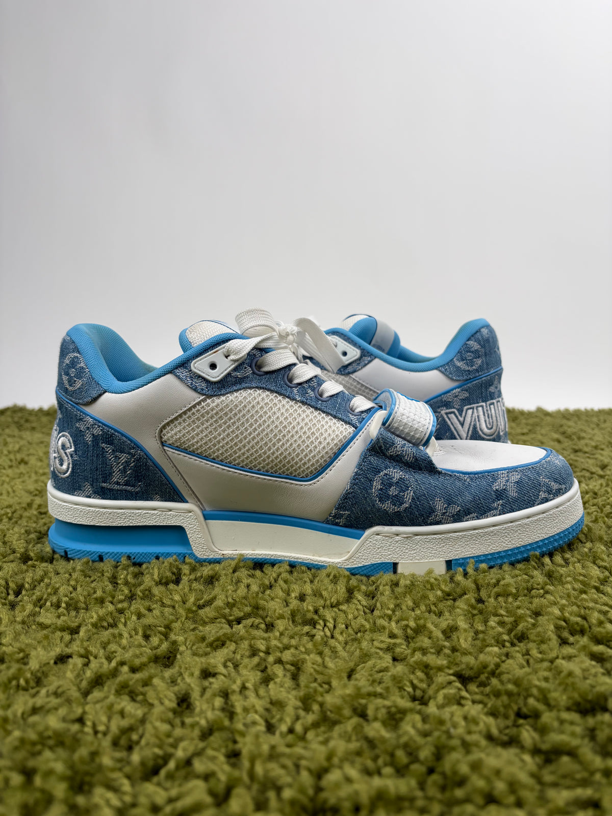 Louis Vuitton Trainer in Denim Azzurra 8