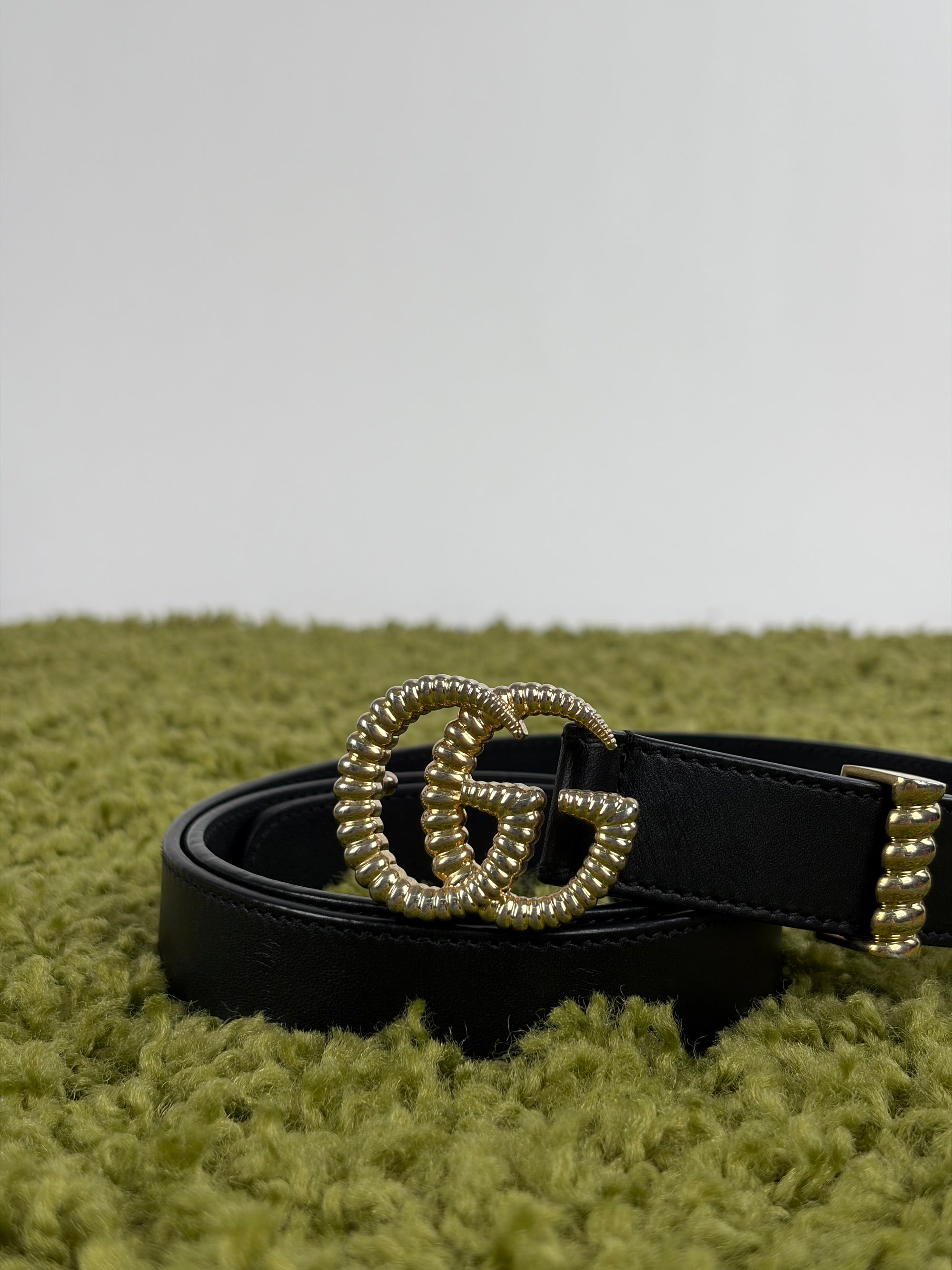 Cintura Gucci Size 90 nera e oro