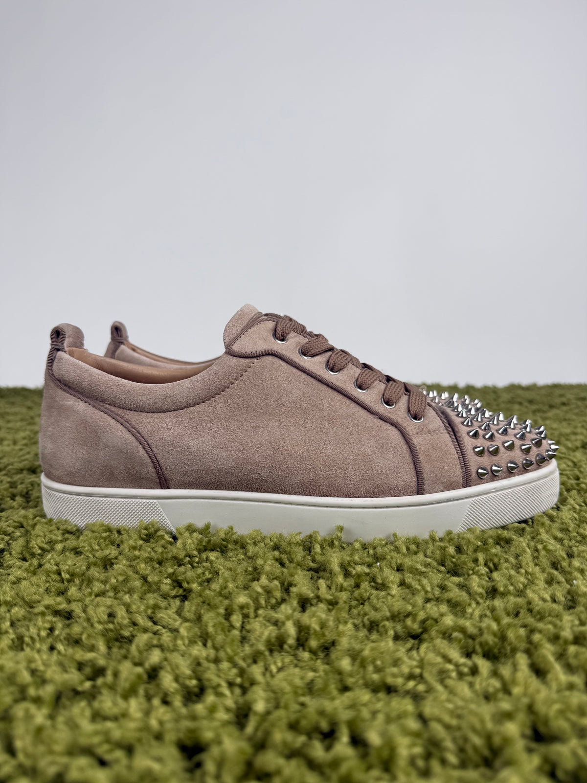Christian Louboutin Spikes Beige 44