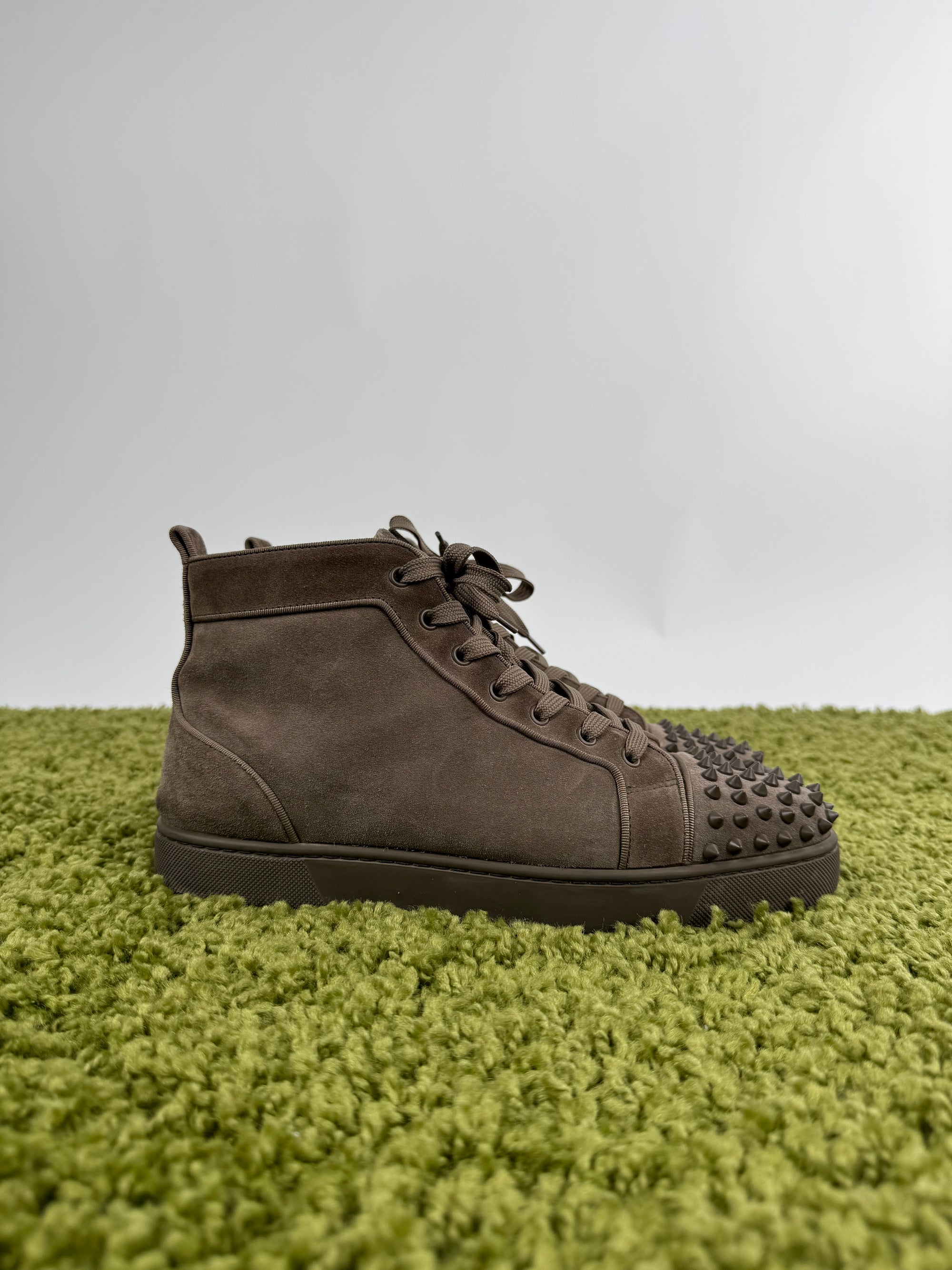 Christian Louboutin Spikes 43