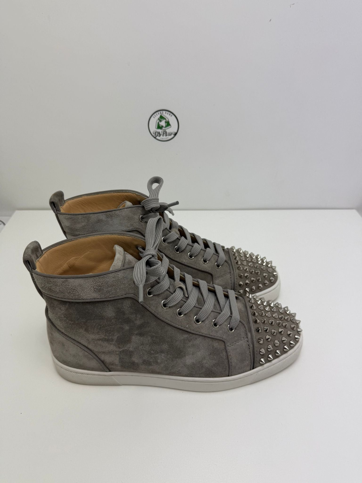 Christian Louboutin 40.5 grigia alta