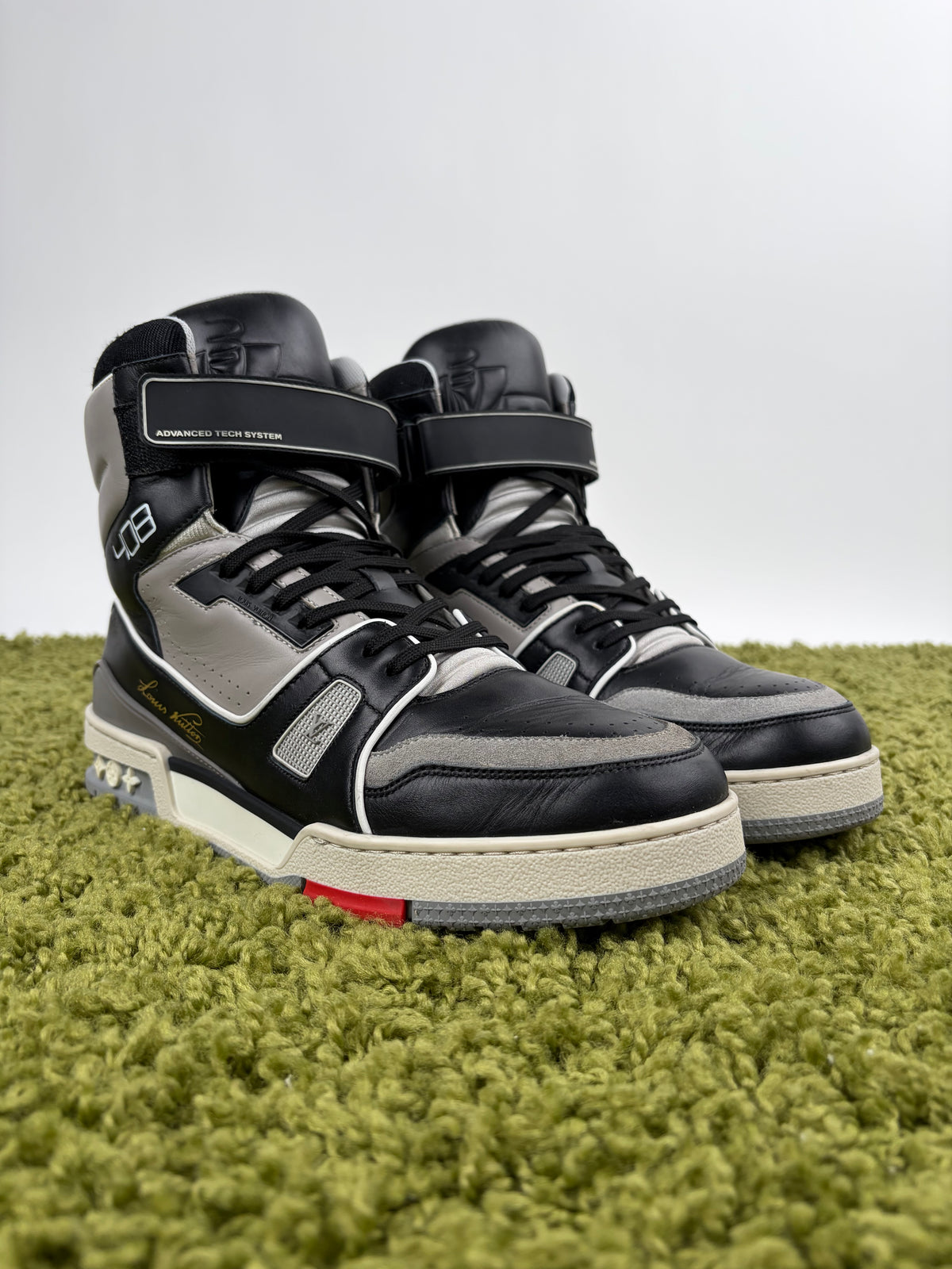 Louis Vuitton Trainer High Top Nera 8.5