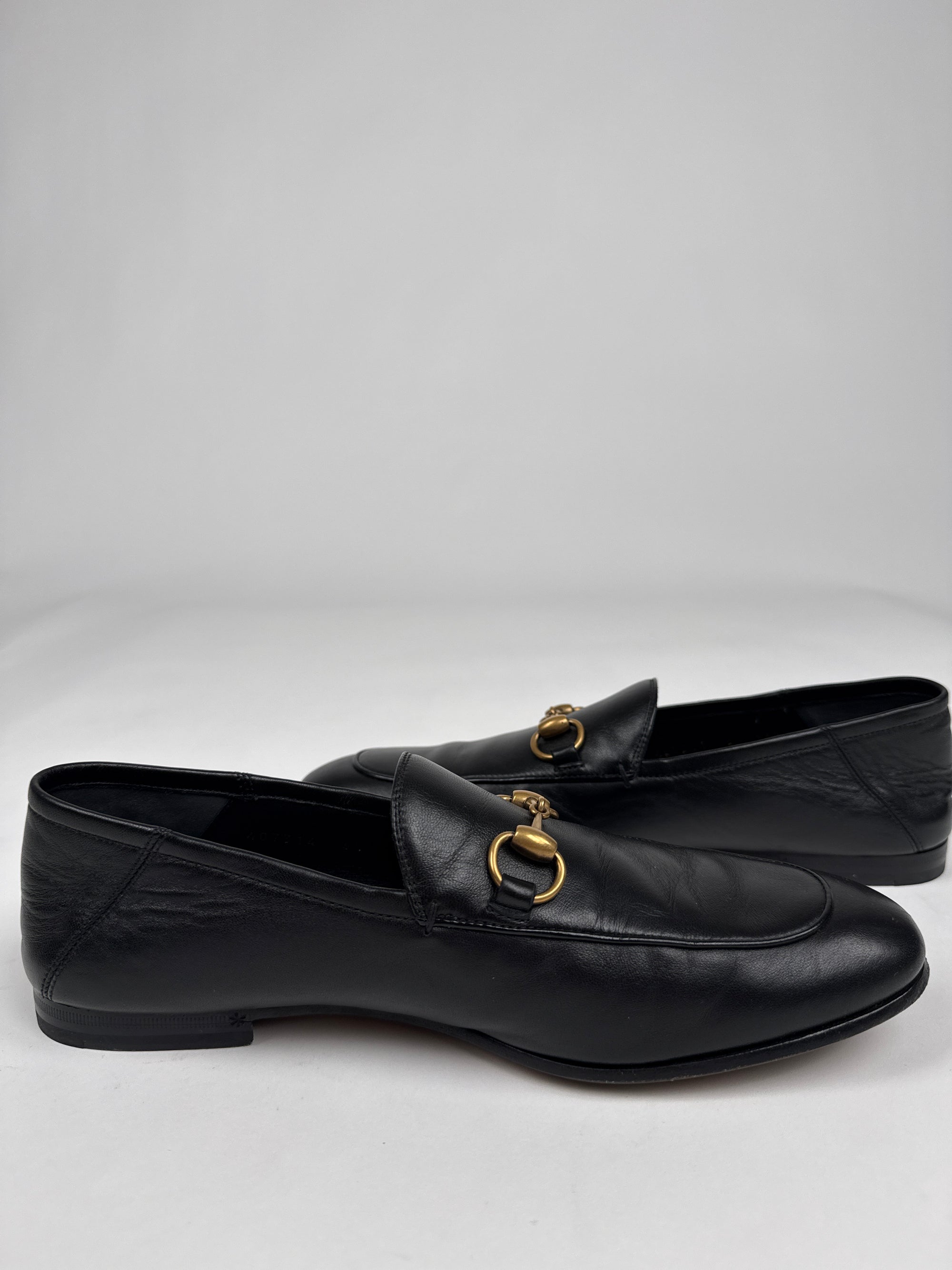 Mocassini Gucci con morsetto in pelle nera