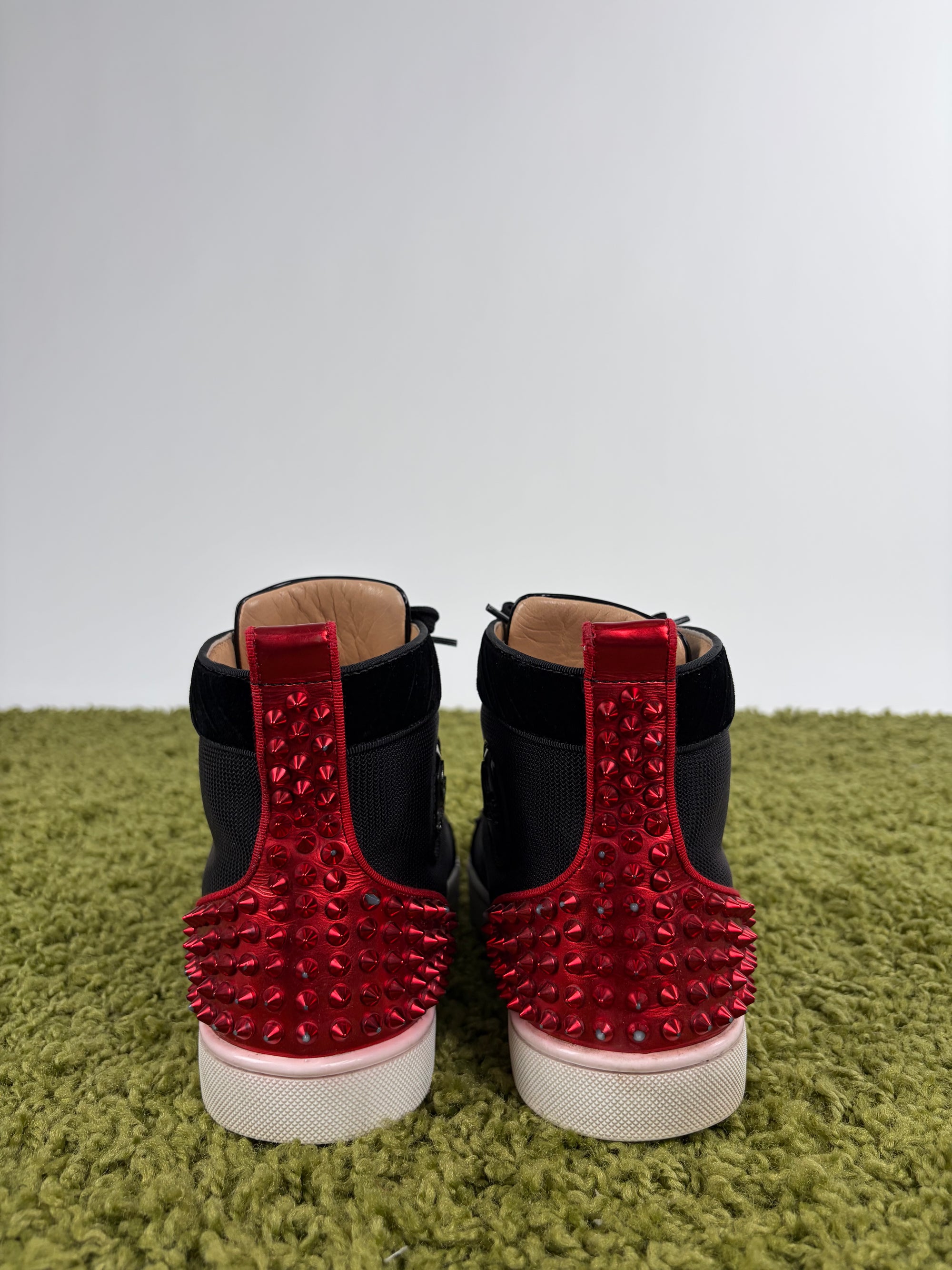 Louboutin alte Size 41 nere e risse