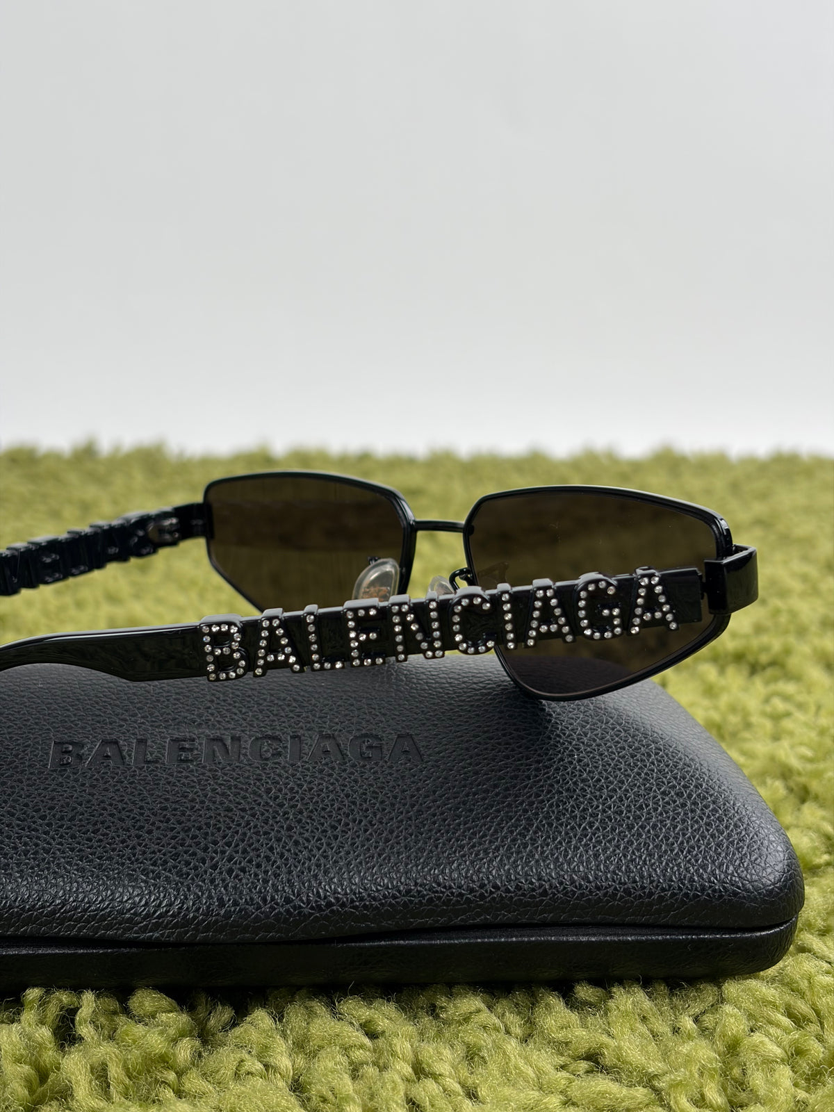 Occhiali da sole Balenciaga BB0107S Con Montatura Cat Eye Neri