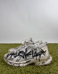 Balenciaga Runner Size 40 bianche e nere effetto usato