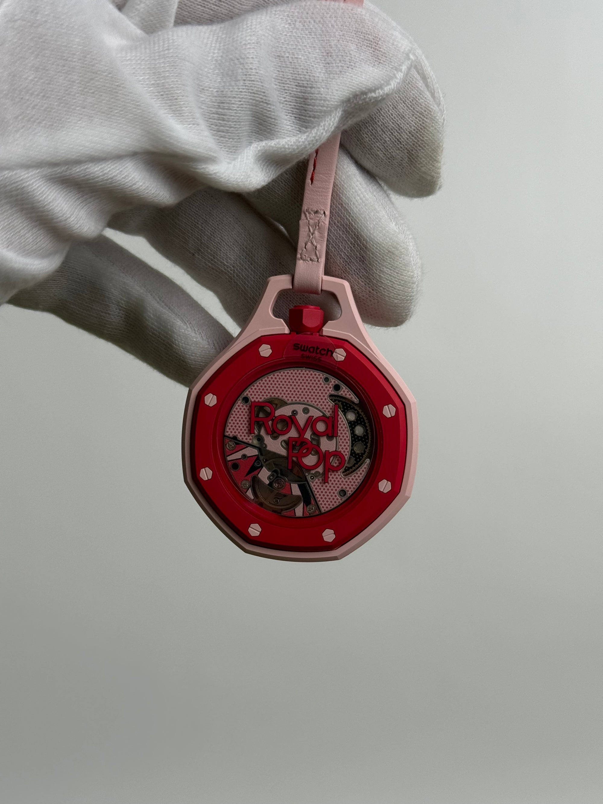 Audemars Piguet x Swatch della collezione Bioceramic Royal Pop